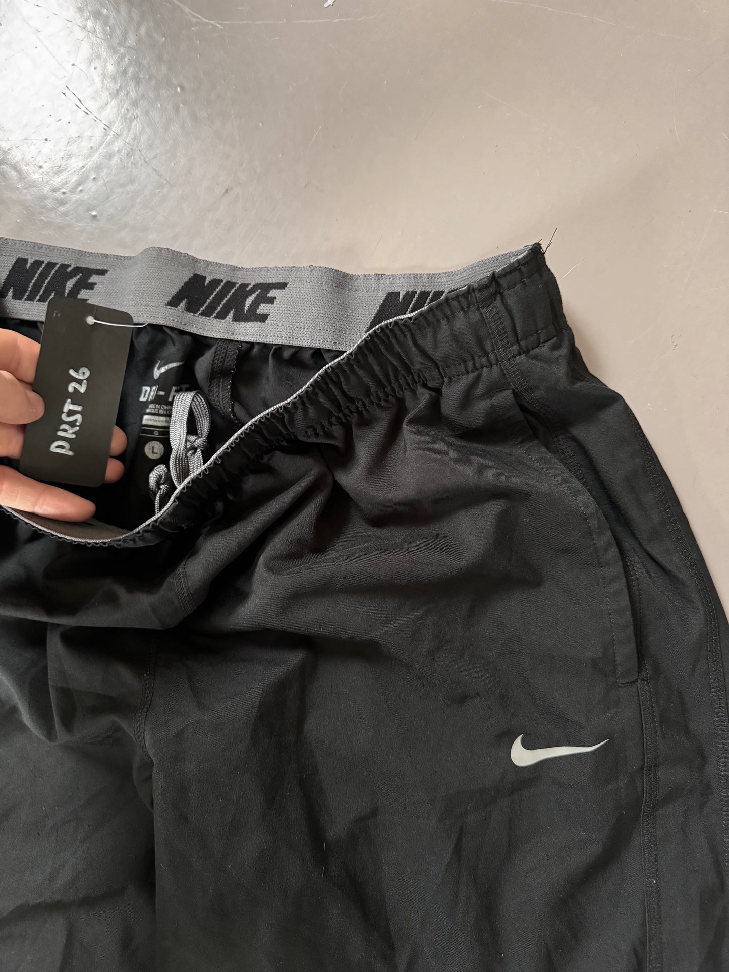Nike Vintage Trackpants | L
