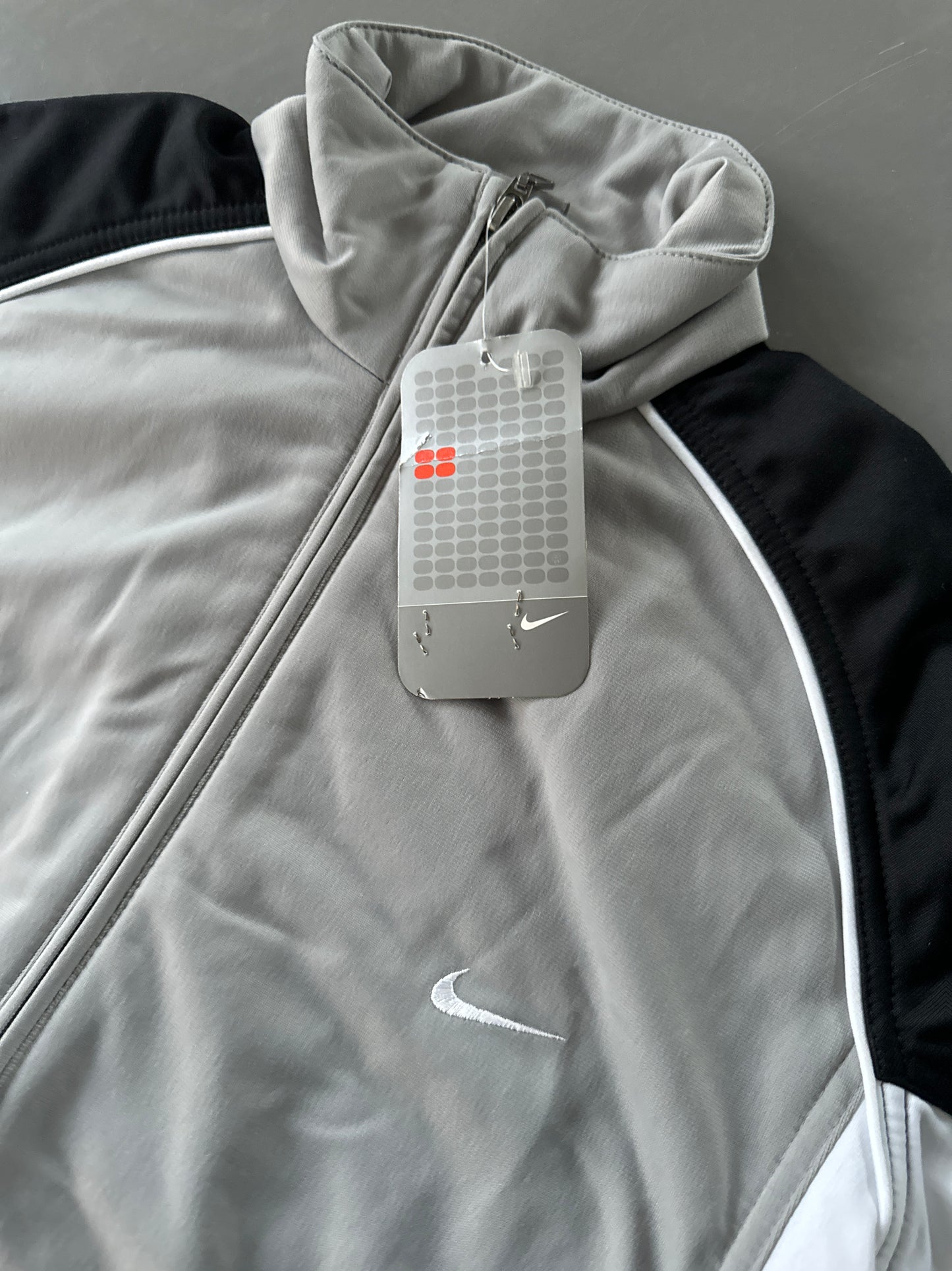 Nike Vintage *Deadstock* Trackjacket | S