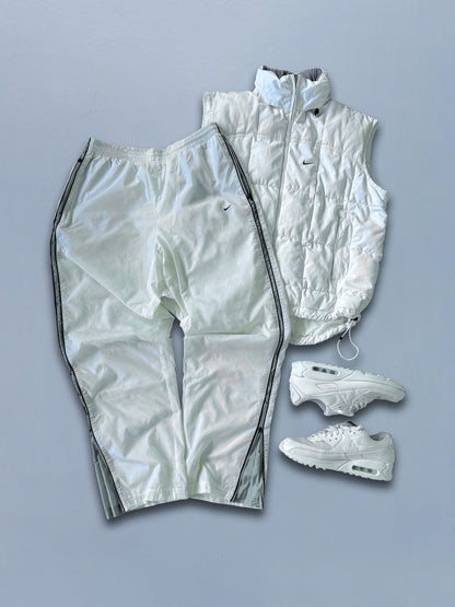 VINTAGE OUTFIT MYSTERY BOX (2 PIECES)