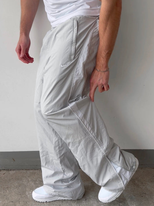 Nike Vintage *PREMIUM* Trackpants | L