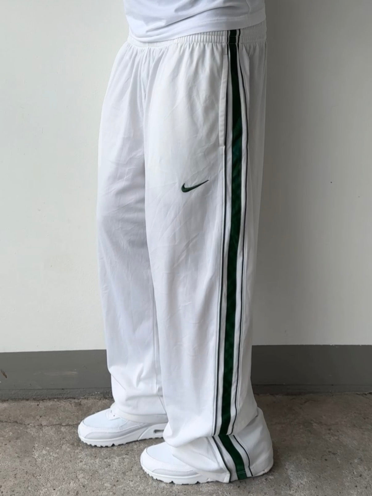 Nike Vintage Trackpants | L