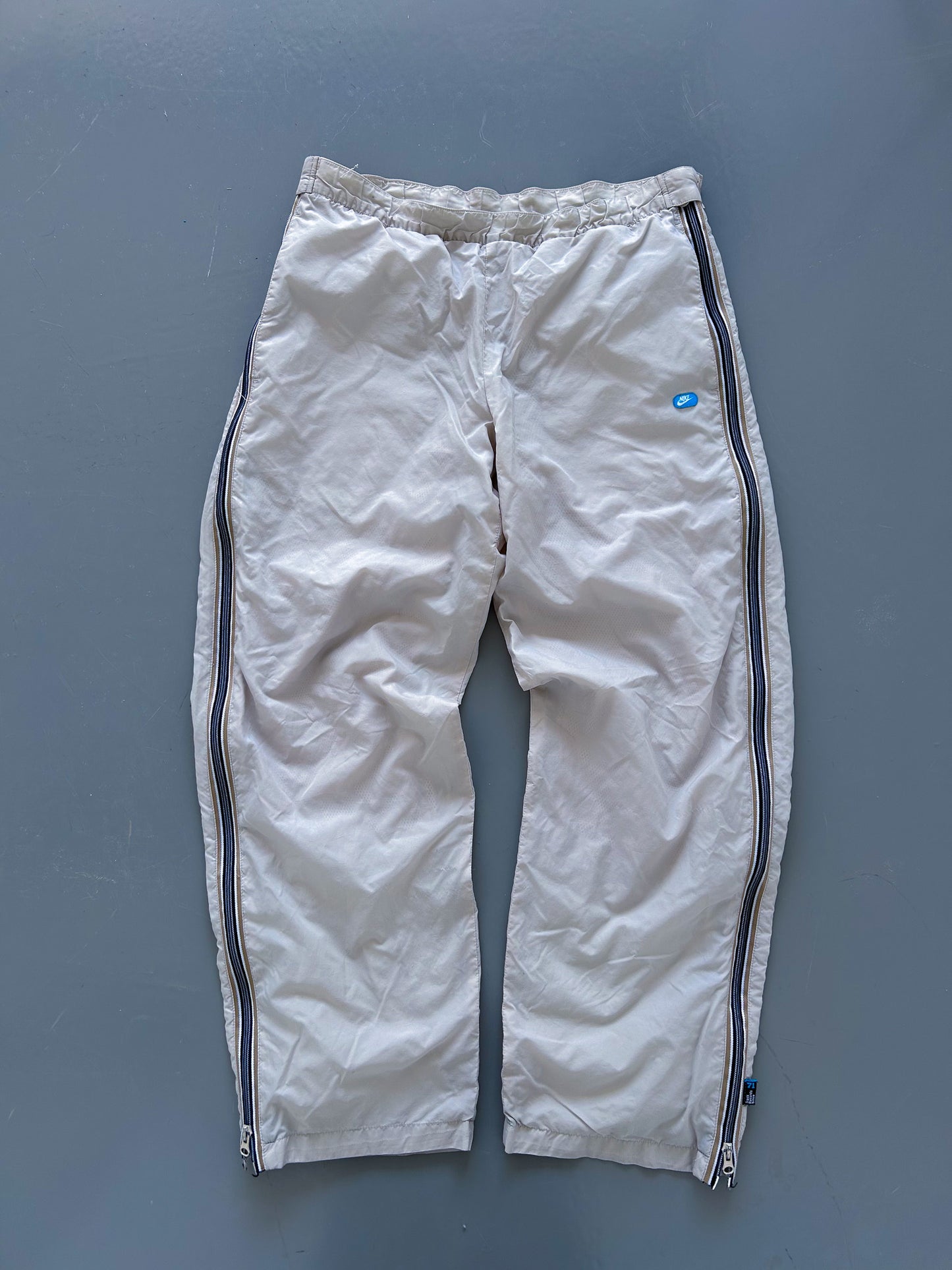 Nike Vintage Trackpants | L
