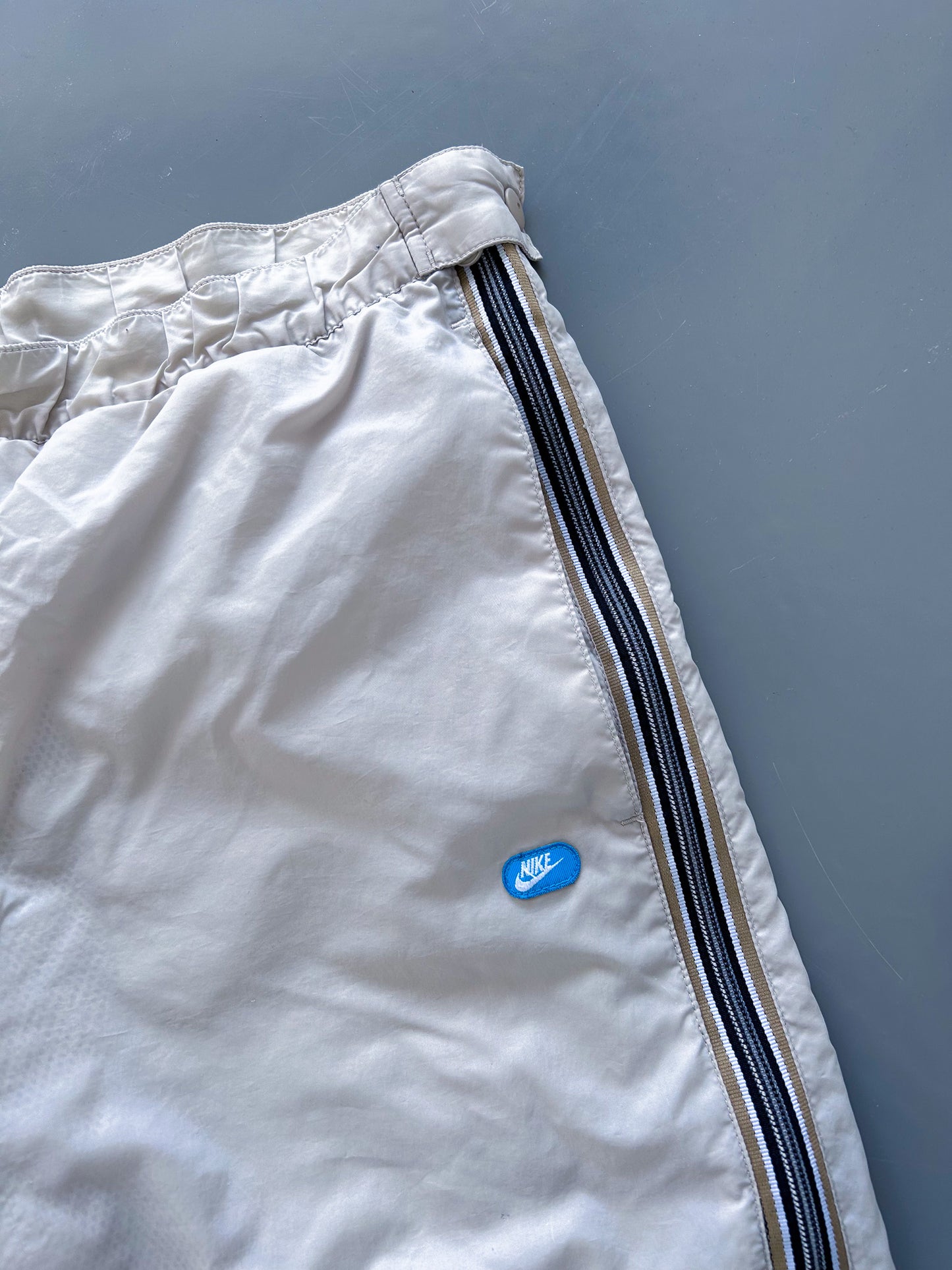 Nike Vintage Trackpants | L
