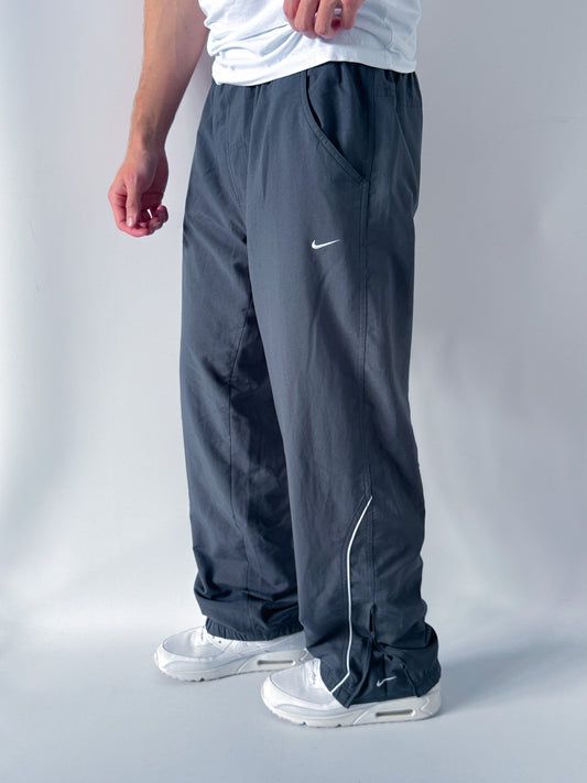 Nike Vintage Trackpants | M