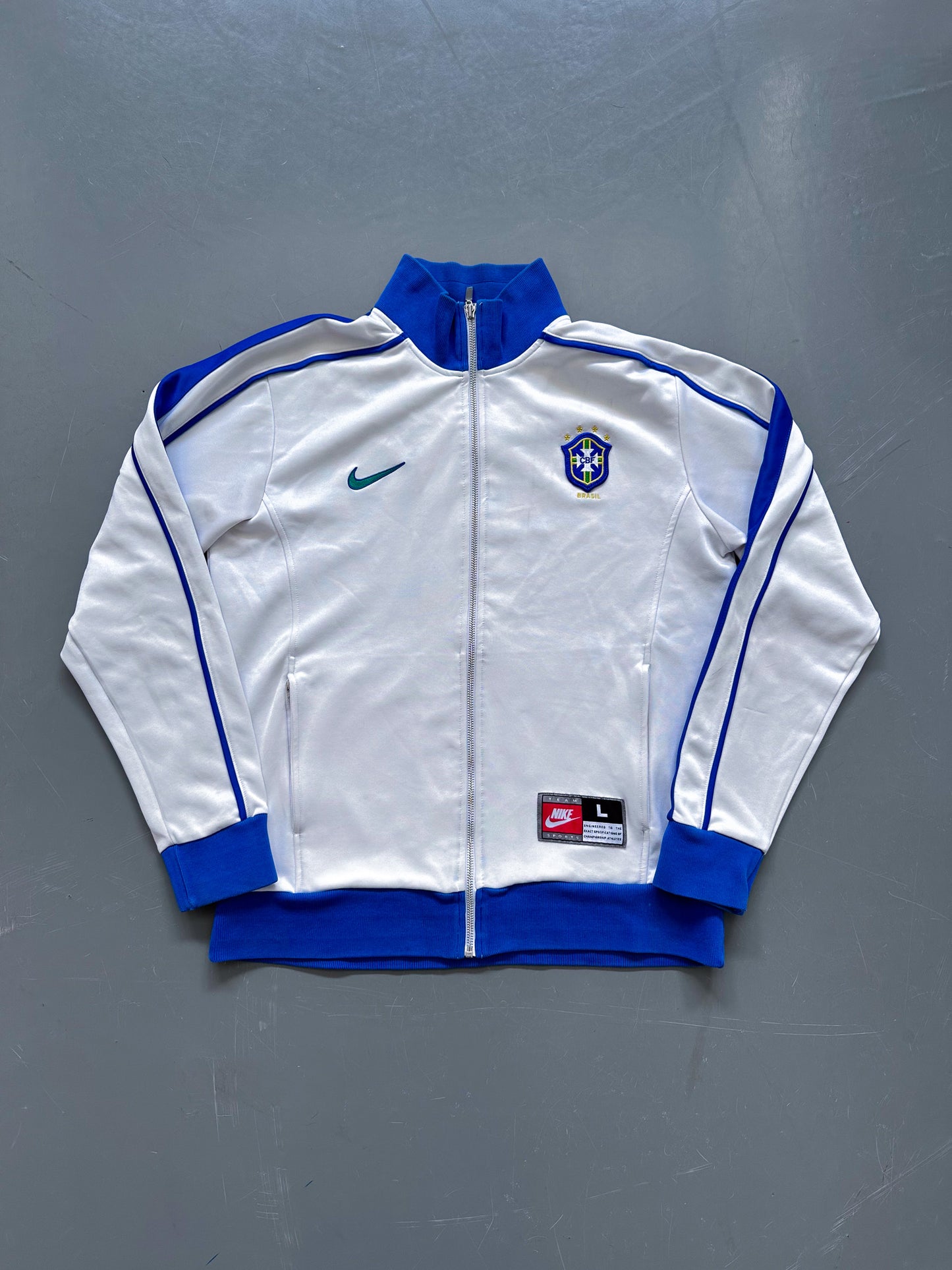 Vintage Nike x Brasil Sweatjacket | L