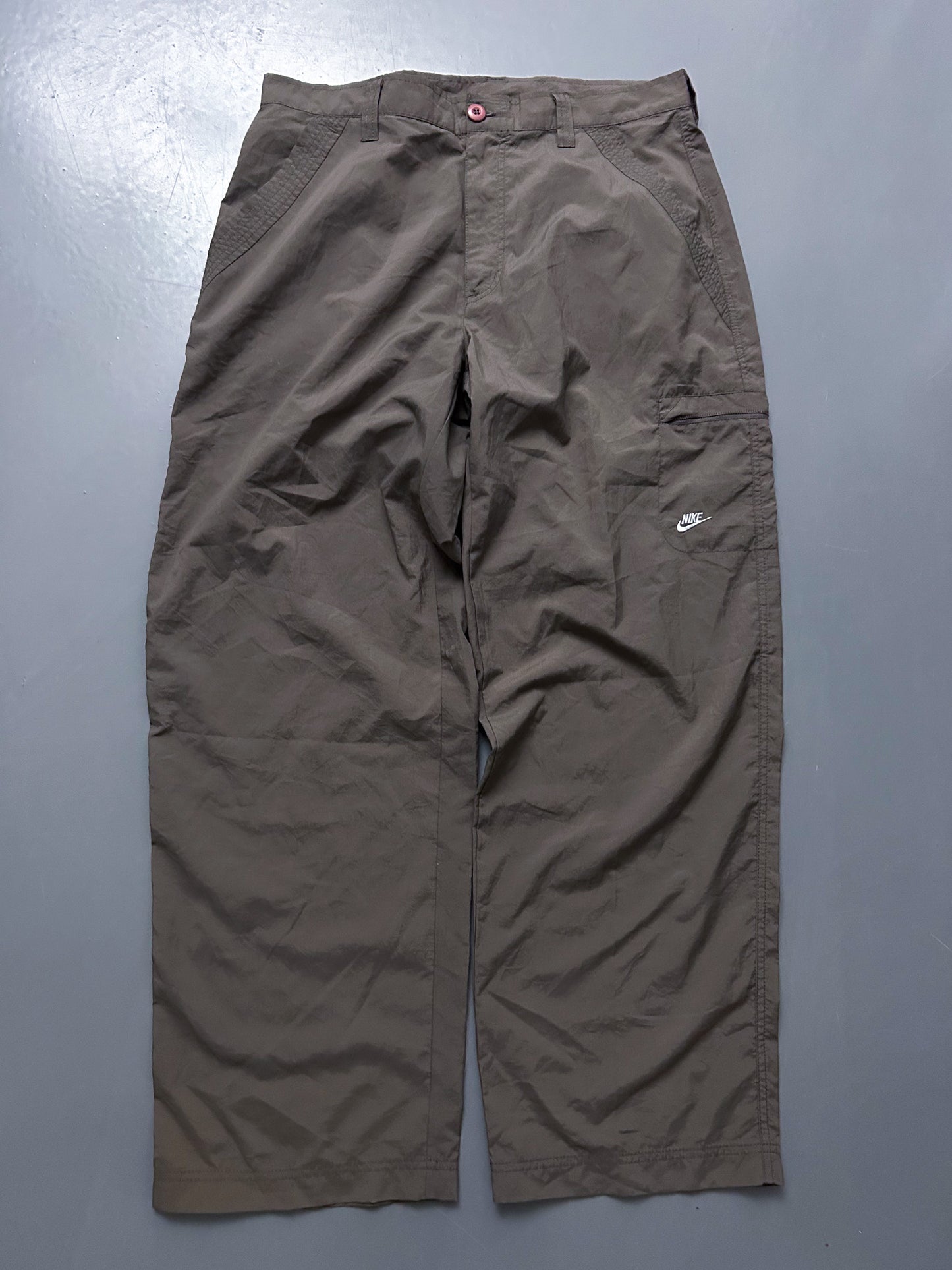 Nike Vintage Cargo Trackpants | XL