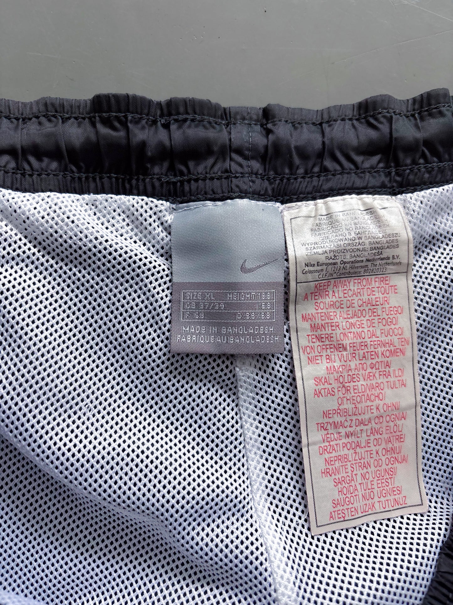 Nike Vintage Trackpants | L