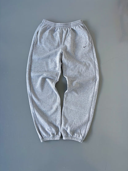 Nike Vintage *PREMIUM* Sweatpants | M