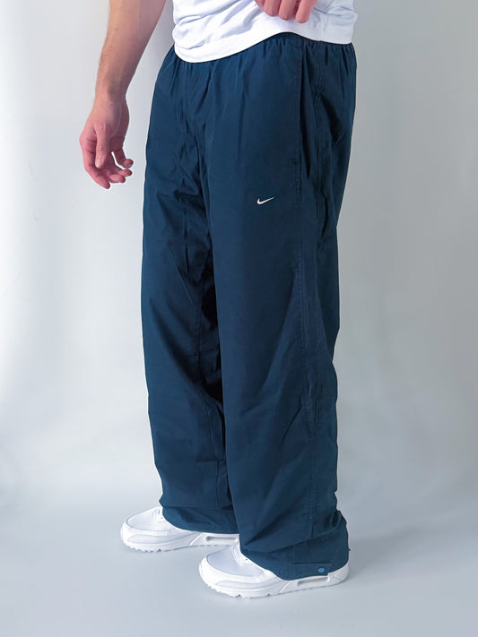 Nike Vintage Trackpants | M