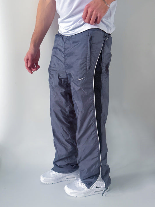 Nike Vintage *PREMIUM* Trackpants | M