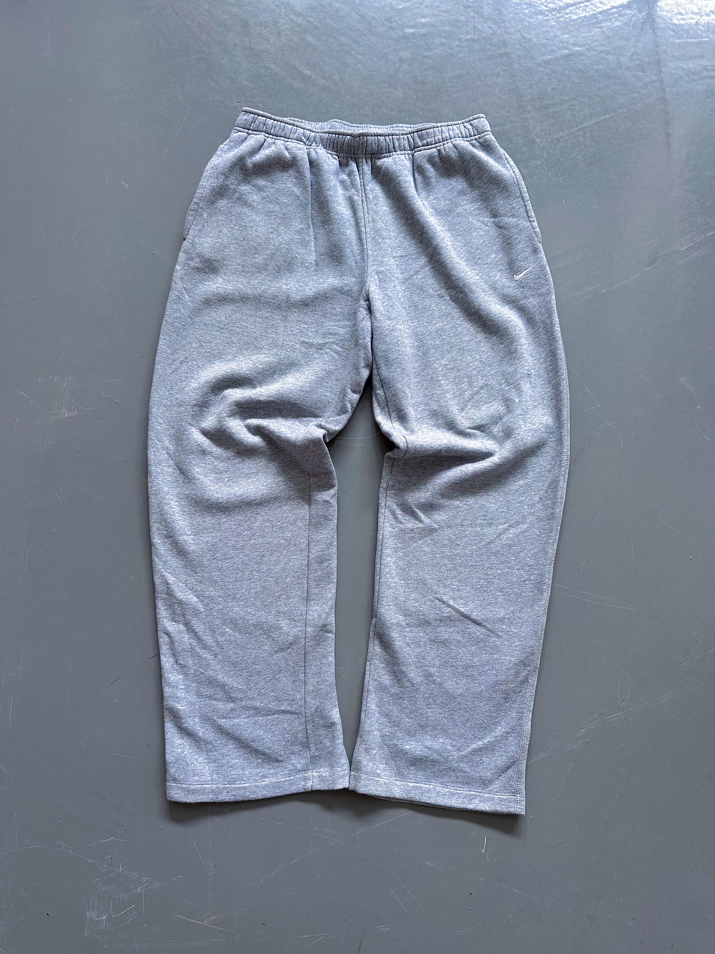 Nike Vintage Open Leg Sweatpants | L