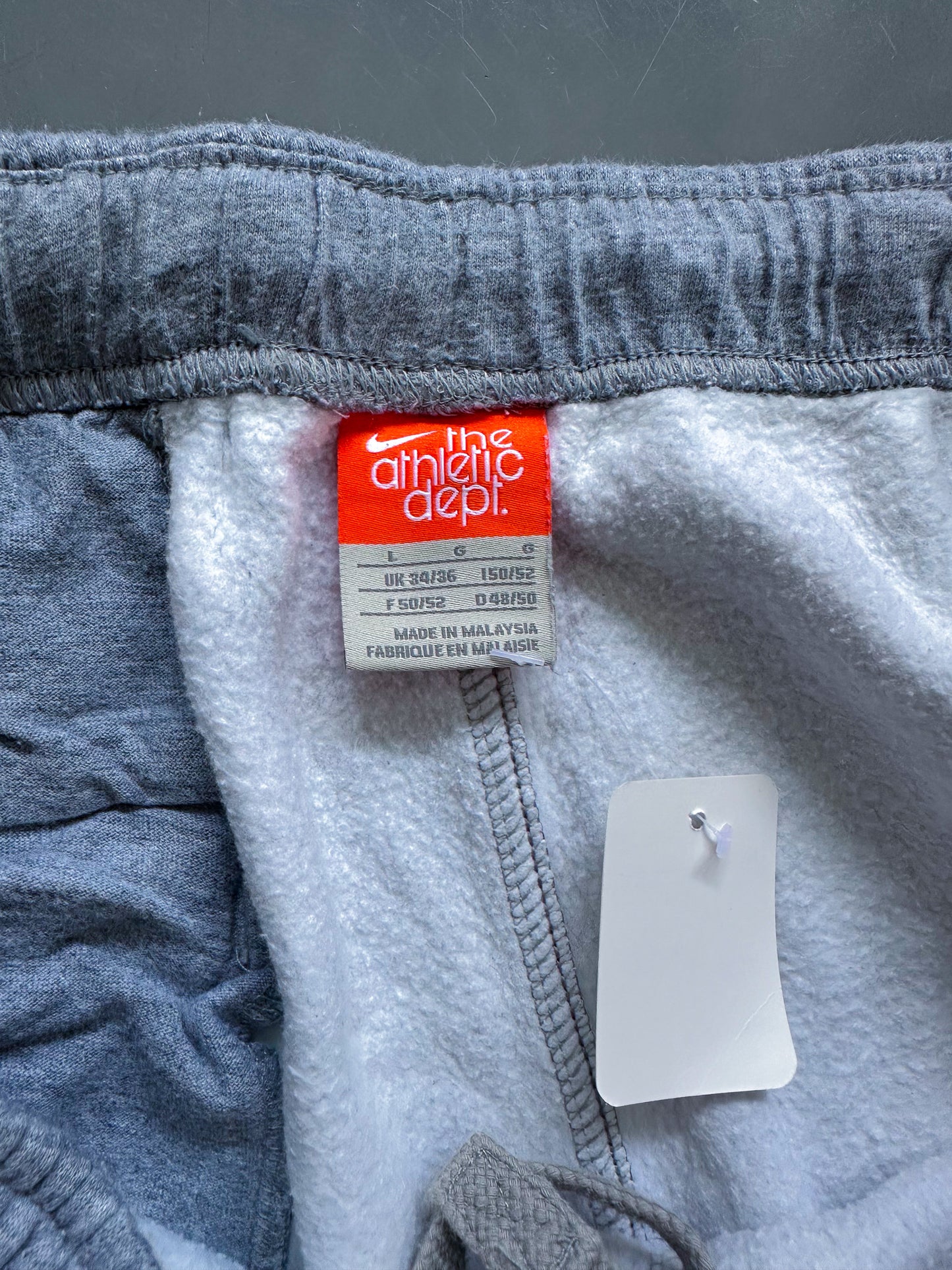 Nike Vintage Open Leg Sweatpants | L