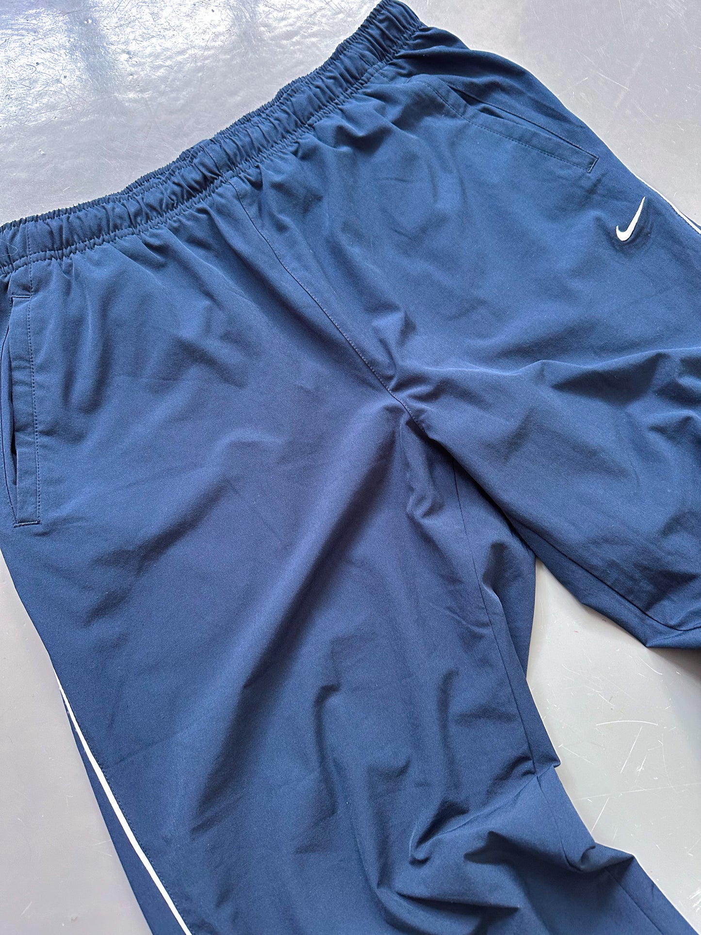 Nike Vintage Trackpants | M