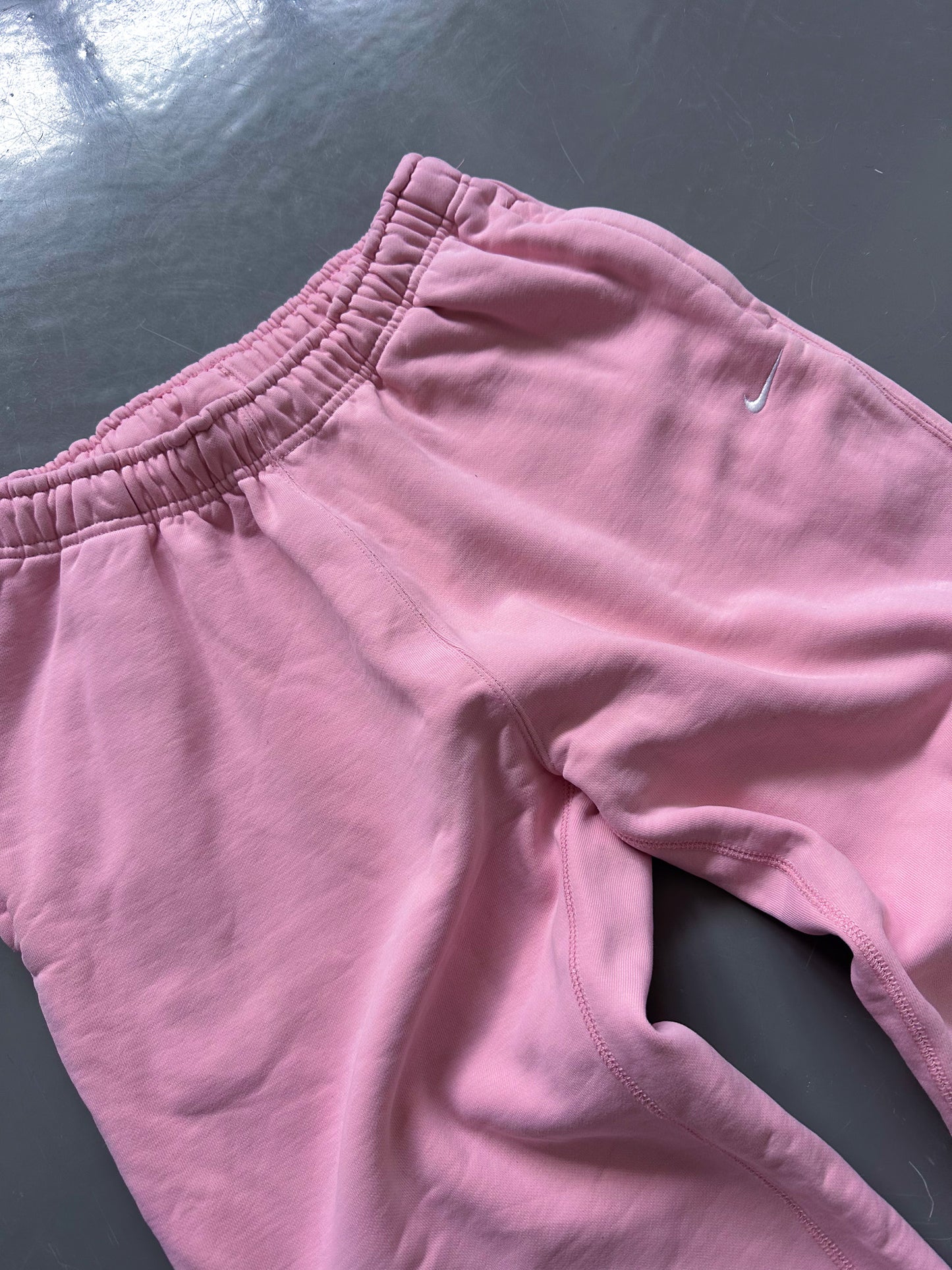 Nike Vintage *Pink* Trackpants | M