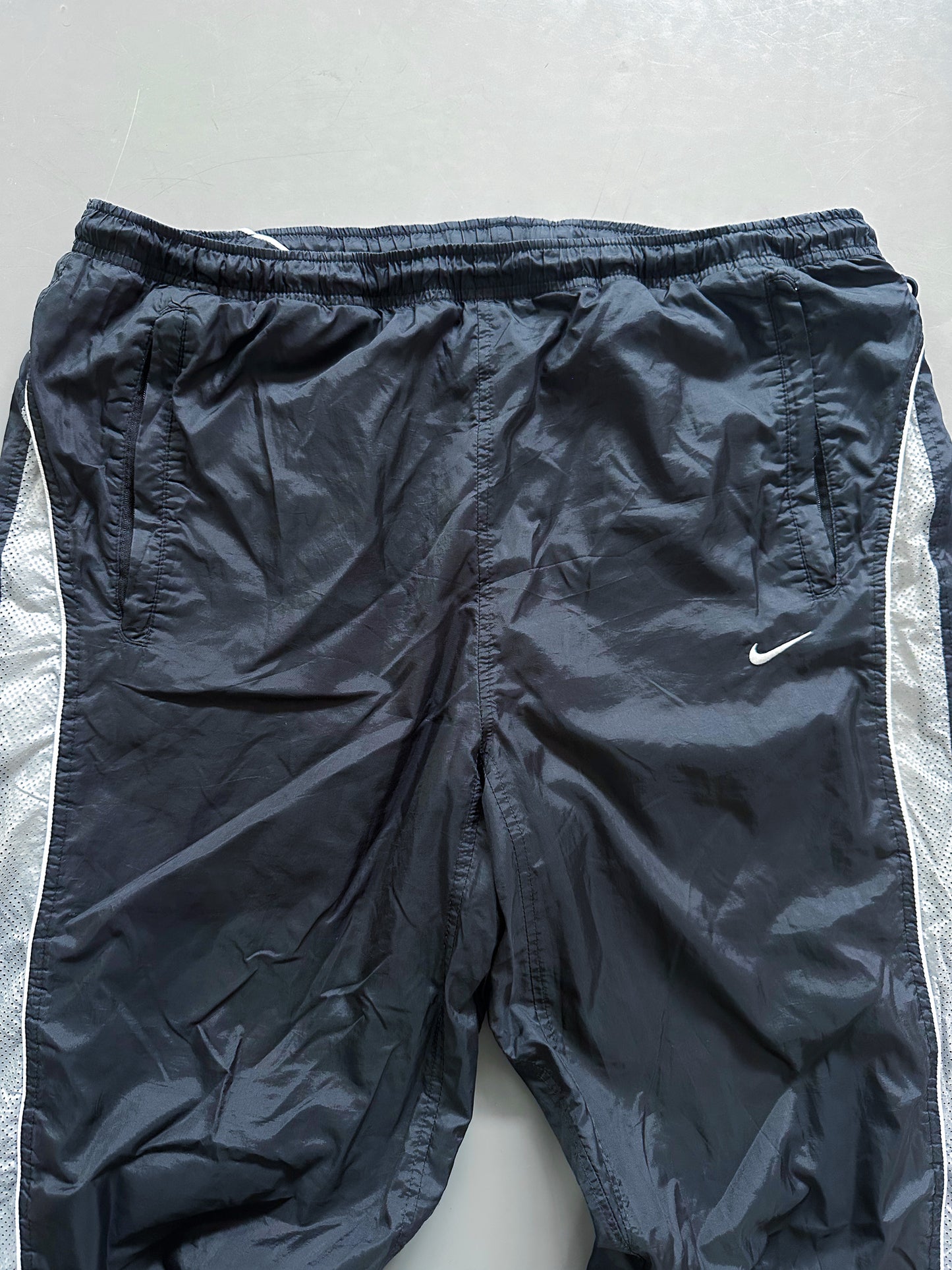 NIKE VINTAGE *PREMIUM* TRACKPANTS | L