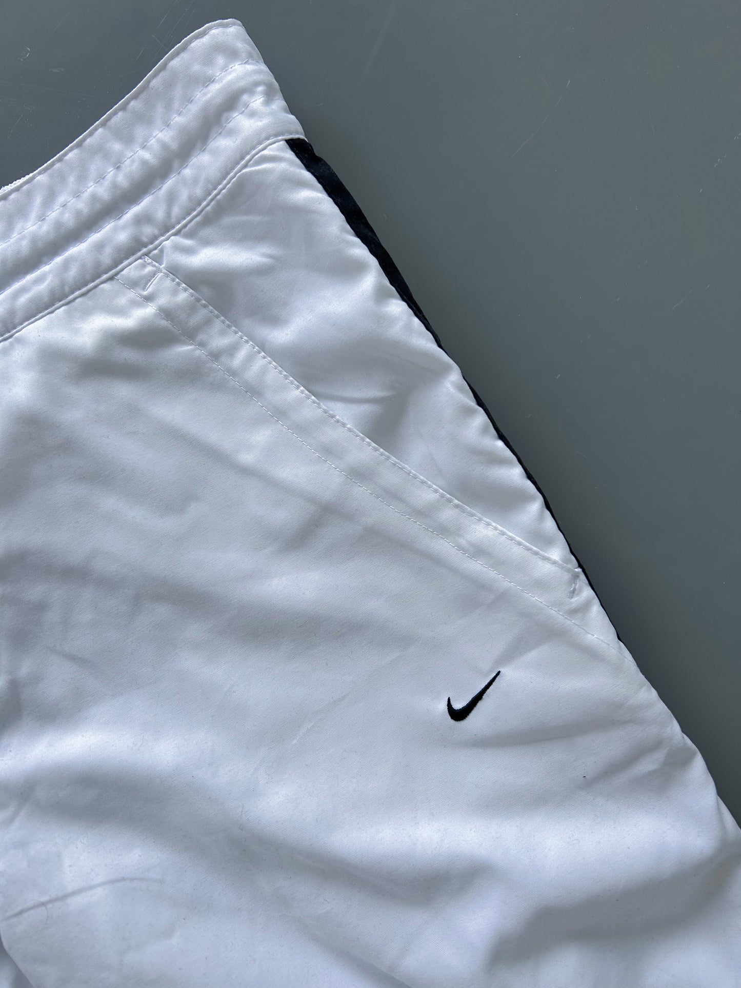 Nike Vintage Trackpants | XS