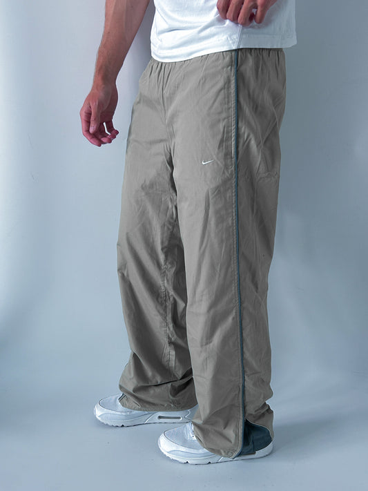 Nike Vintage Trackpants | M