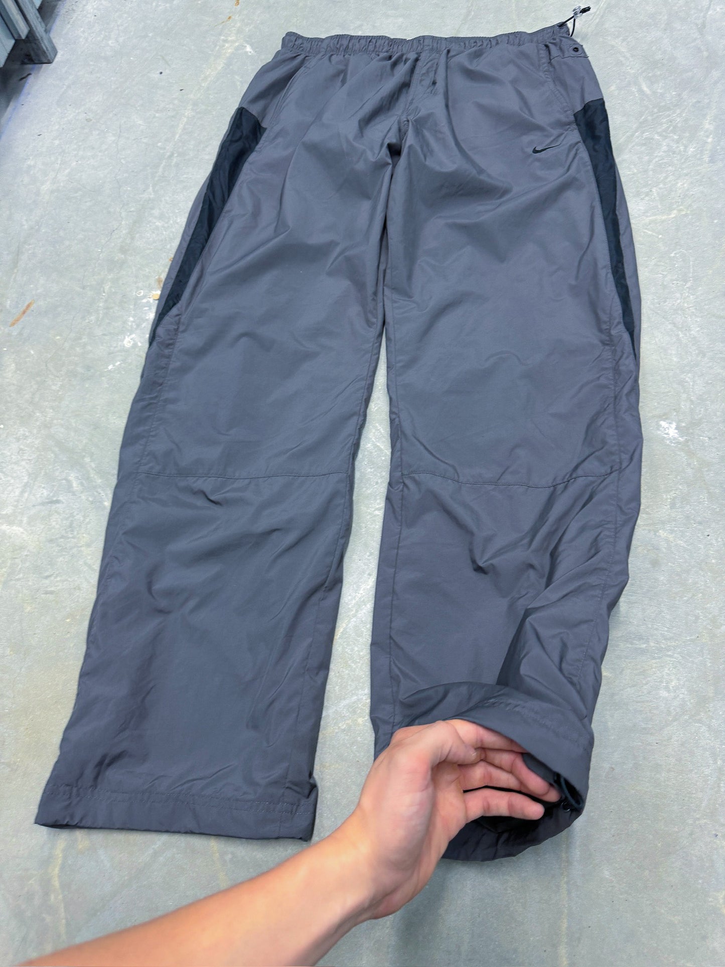 Nike Vintage Trackpants | L