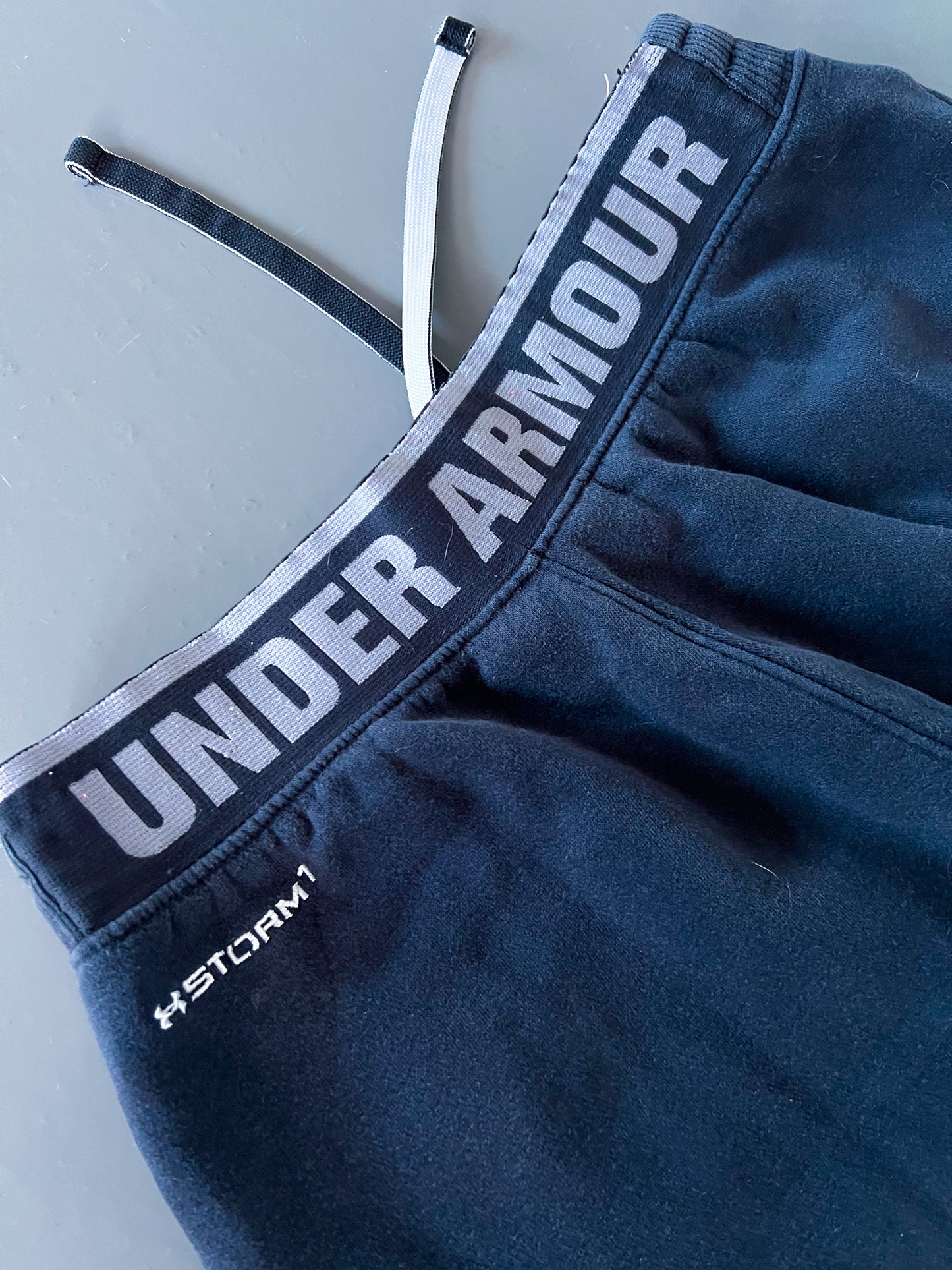 Under Armour Vintage Open Leg Sweatpants | M