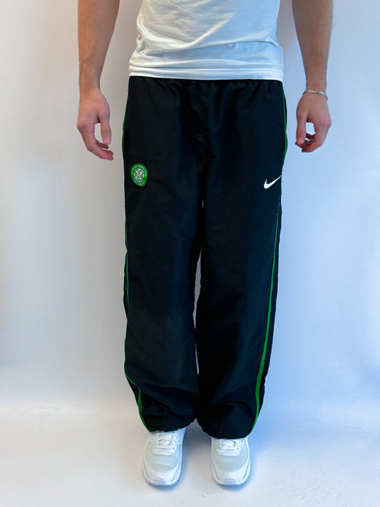 Nike Vintage Trackpants | L