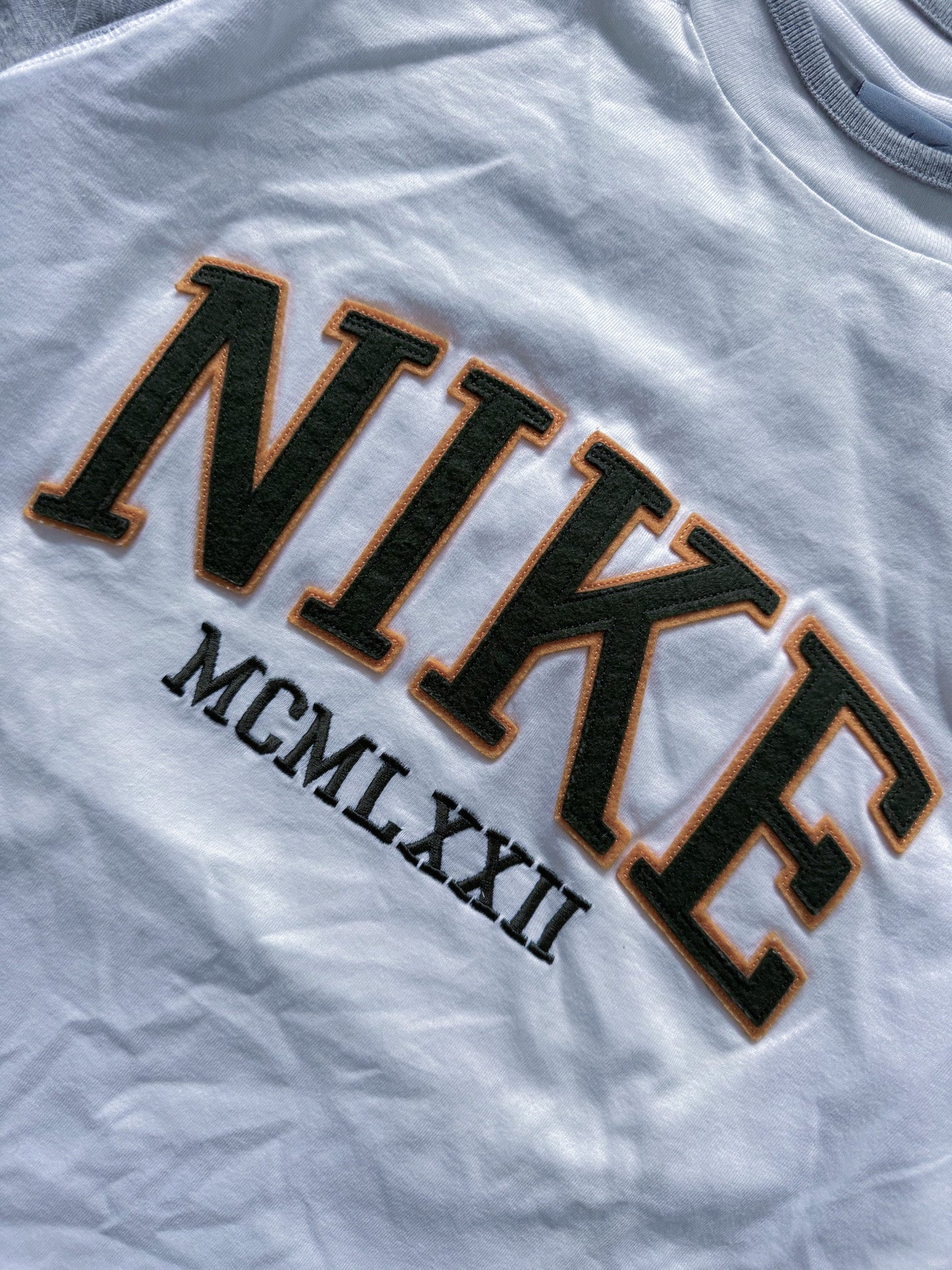 Nike Vintage Pullover | M