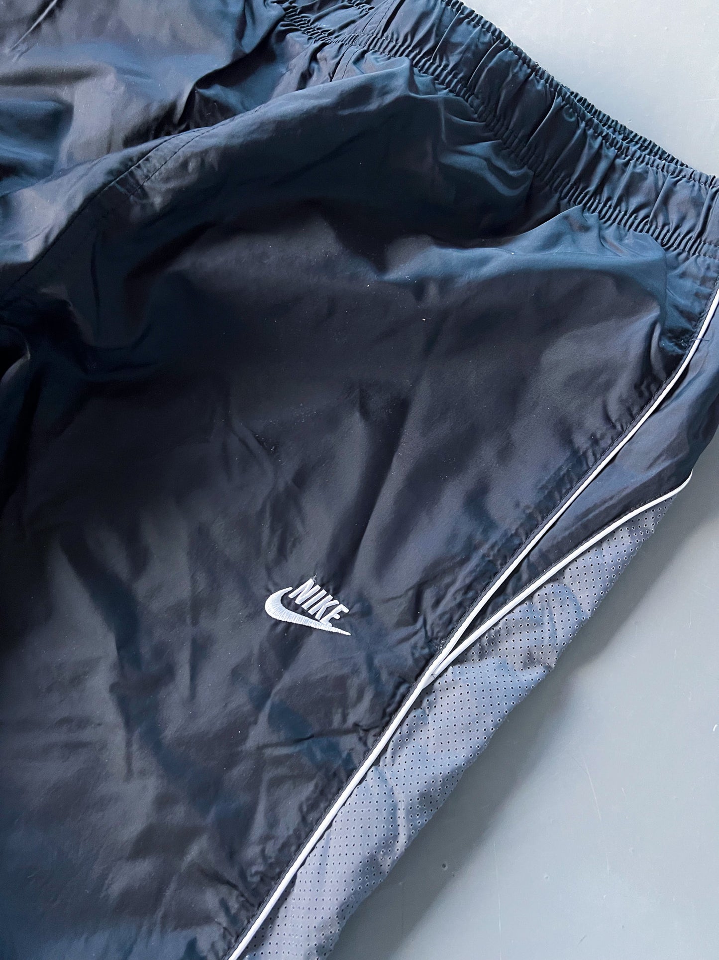 Nike Vintage *PREMIUM* Trackpants | M