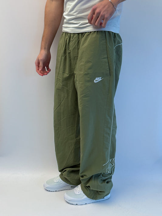 Nike Vintage Trackpants | XL