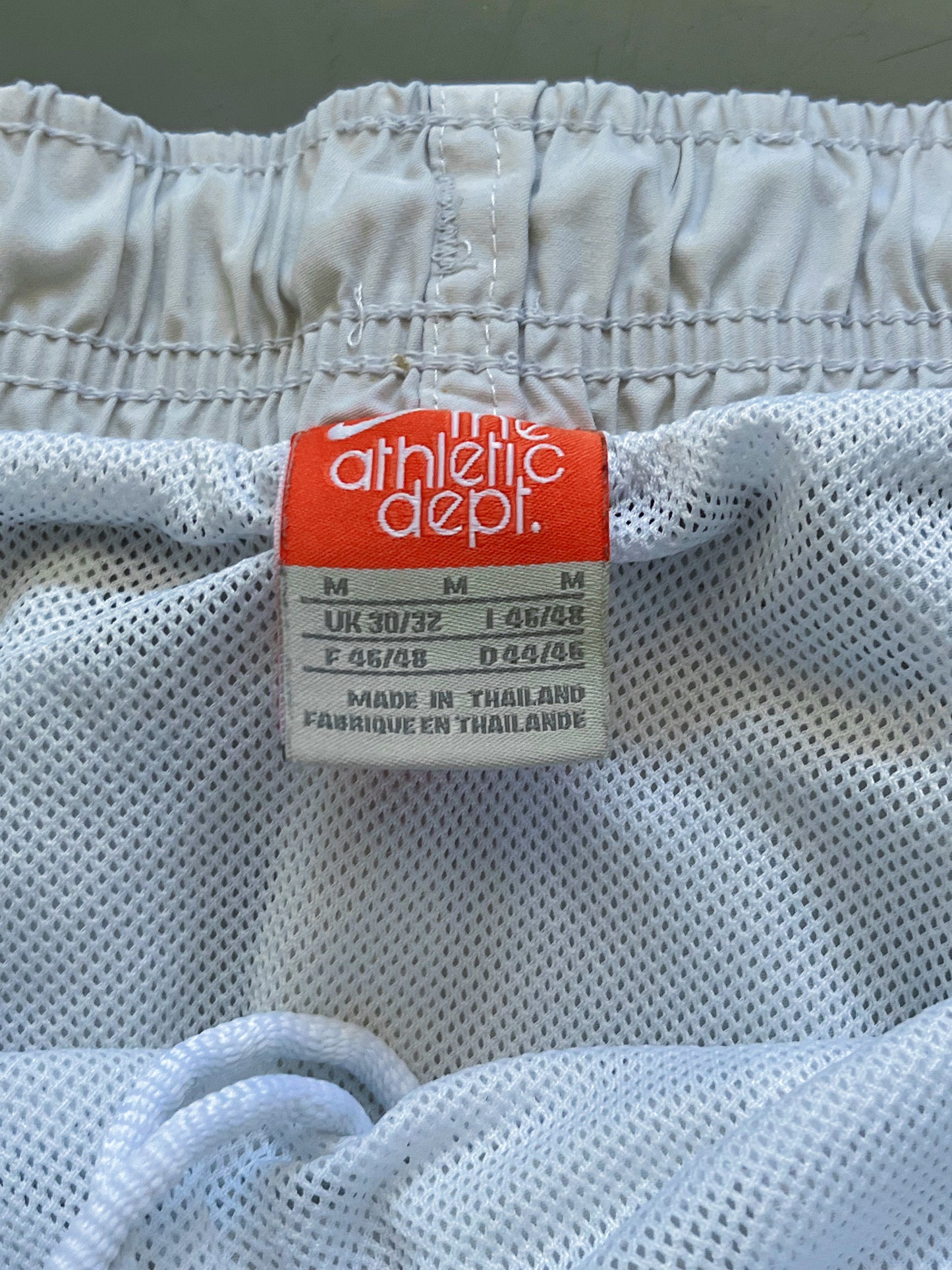 Nike Vintage Shorts | M