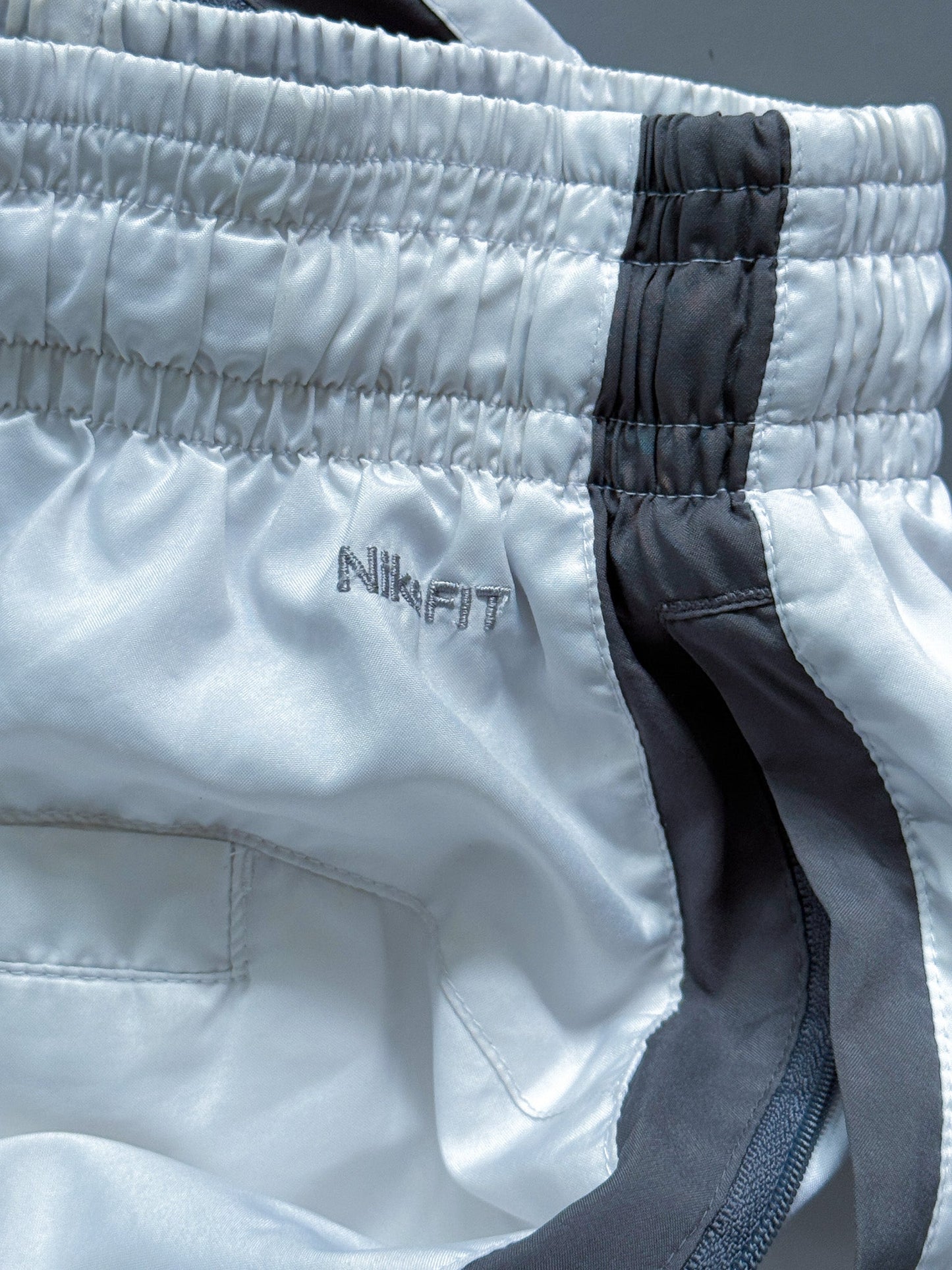 Vintage Nike Shorts | L