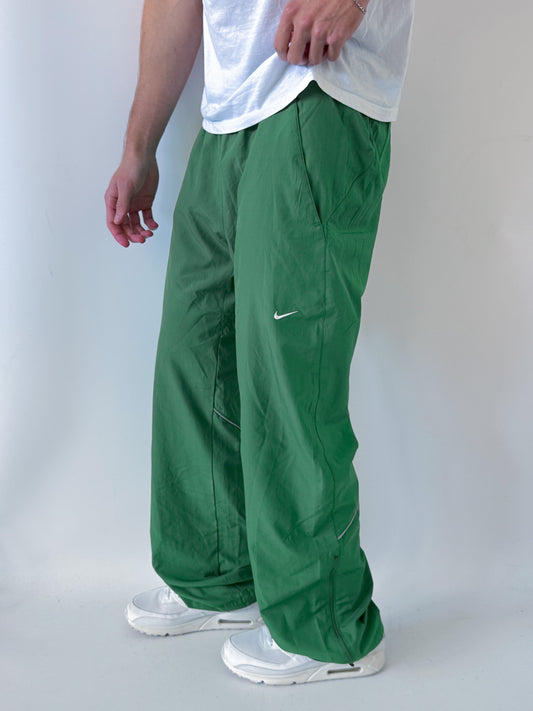 Nike Vintage Trackpants | M