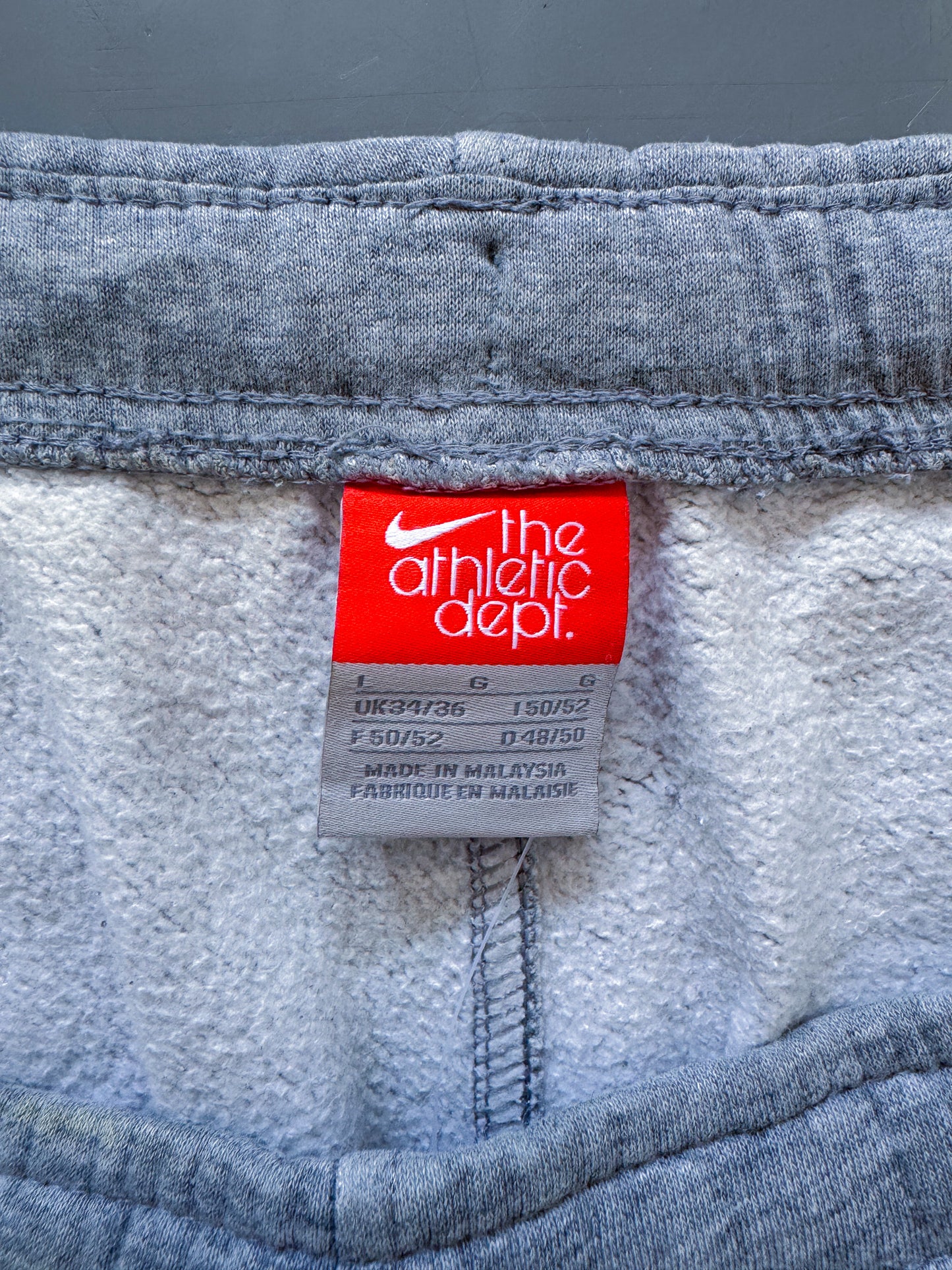 Nike Vintage Sweatpants | L