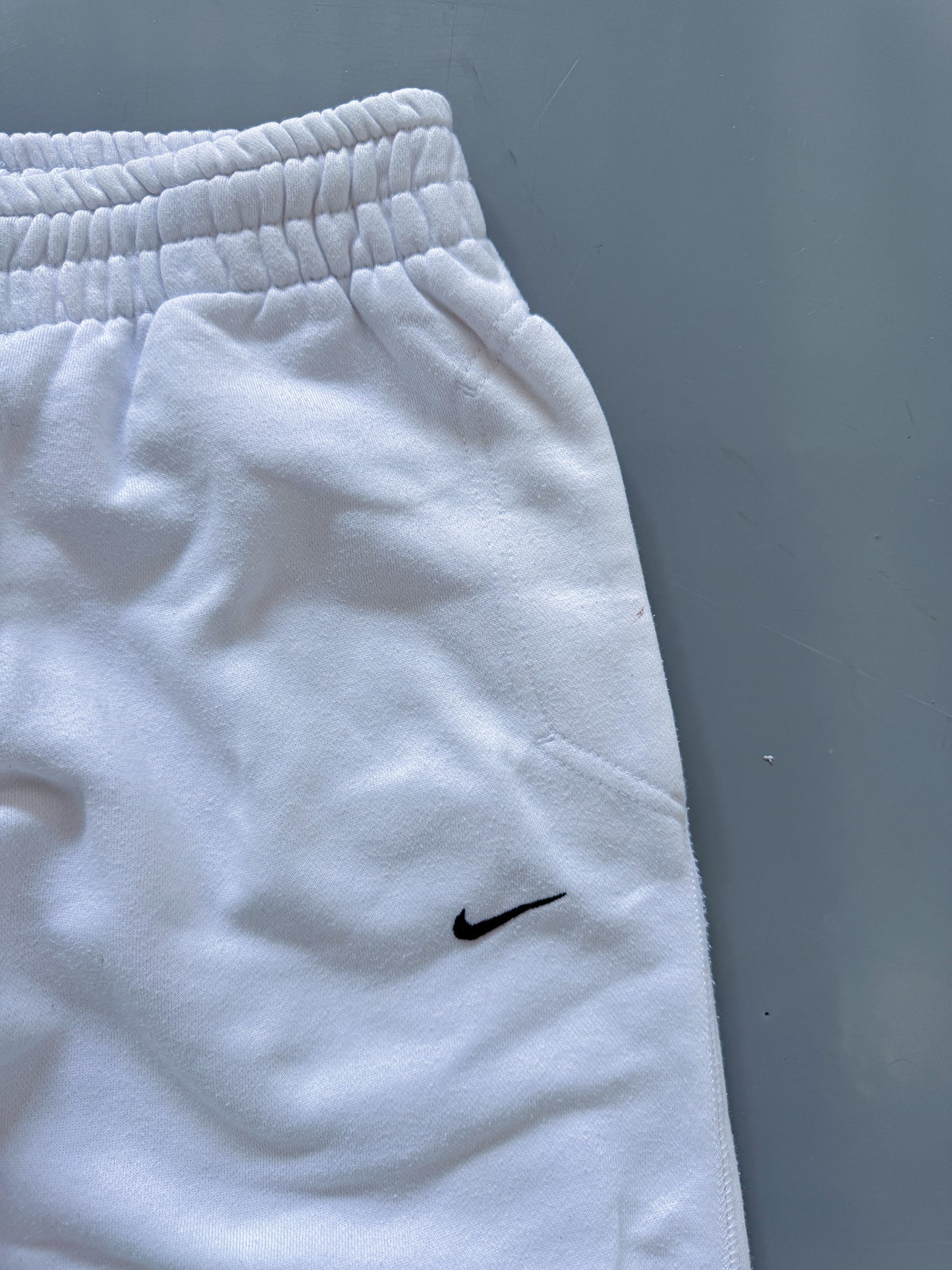 Nike Vintage *PREMIUM* Sweatpants | M