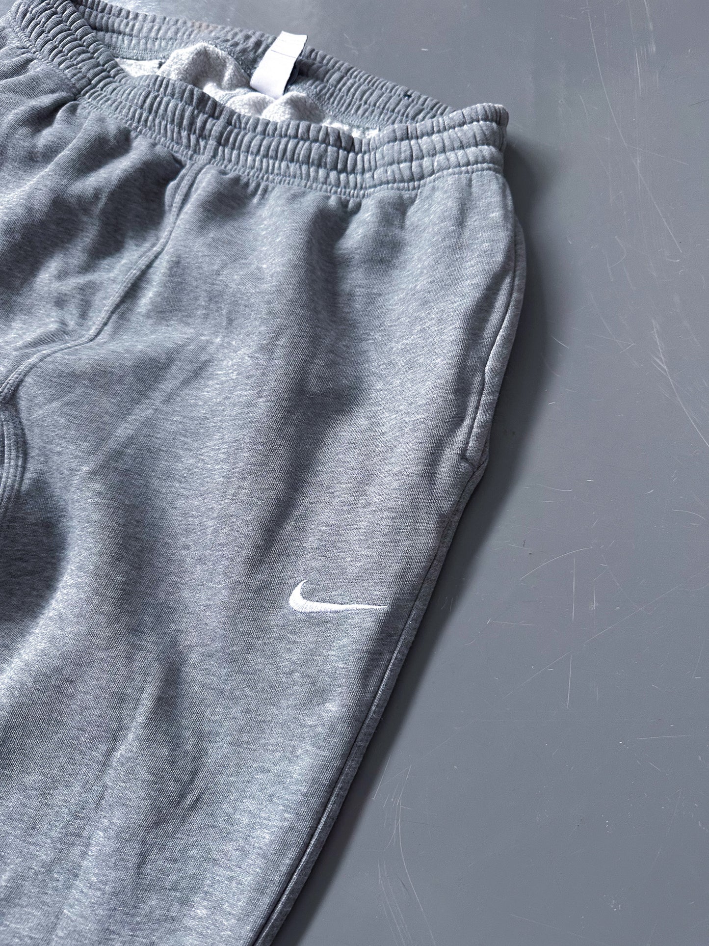 Nike Vintage Sweatpants | L