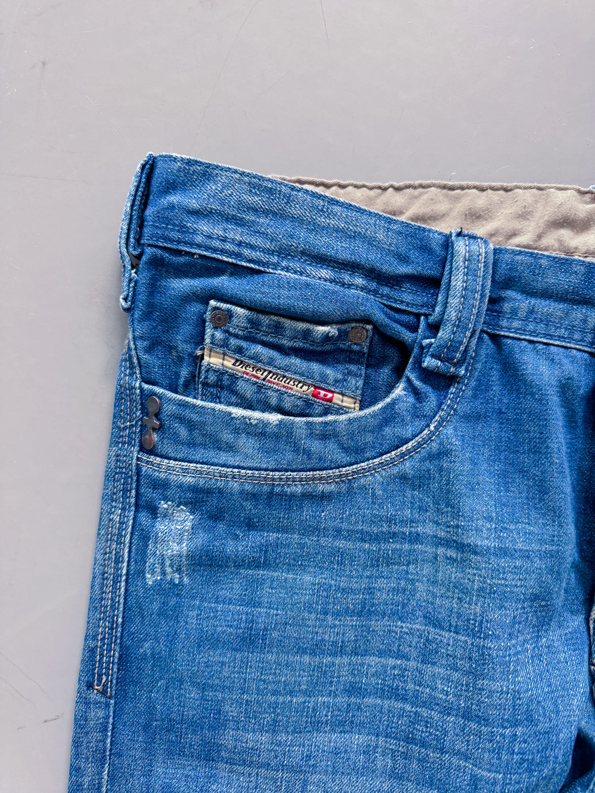 Diesel Vintage Y2K Straight-Fit Jeans | L