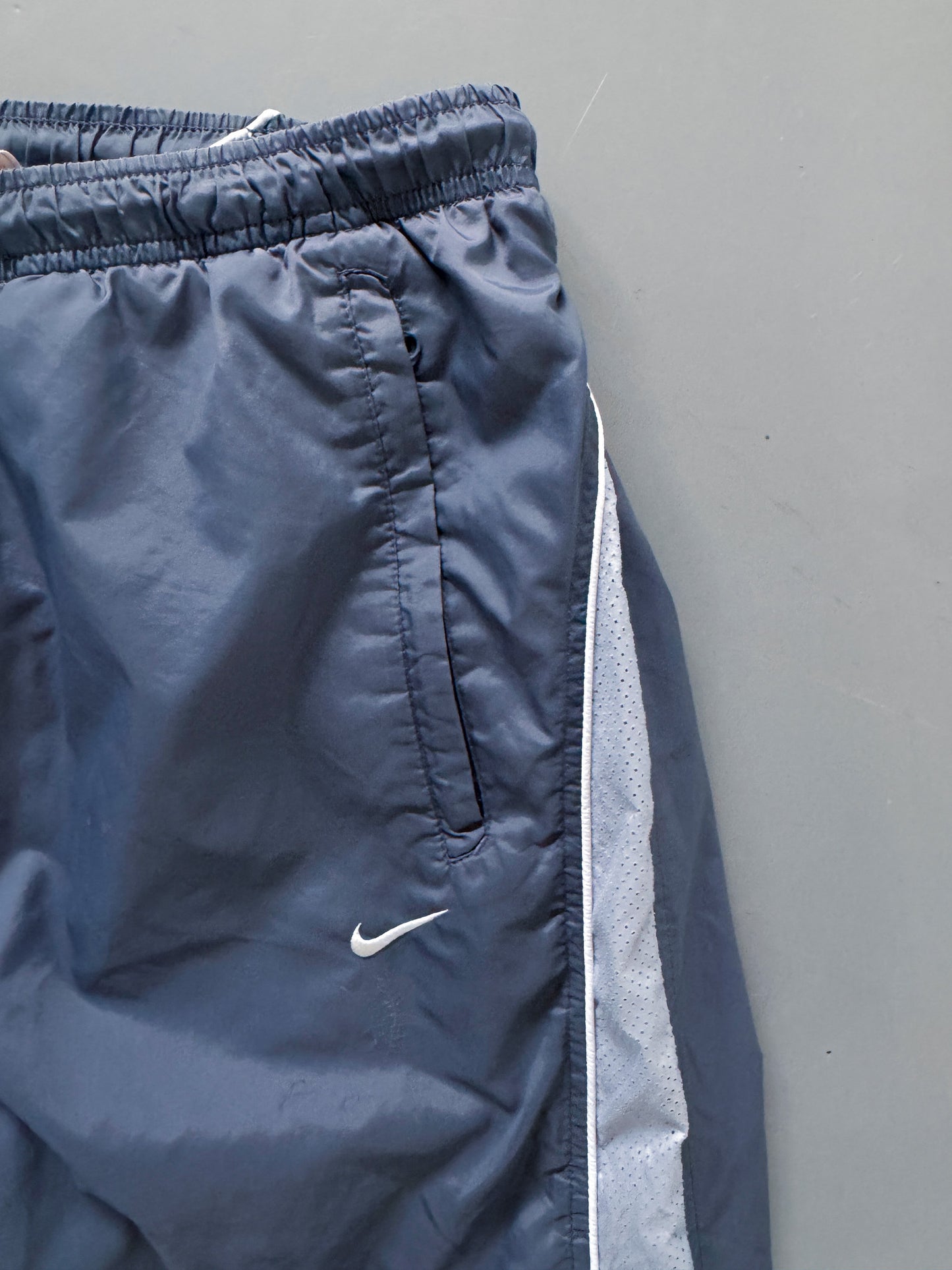 Nike Vintage Trackpants | L