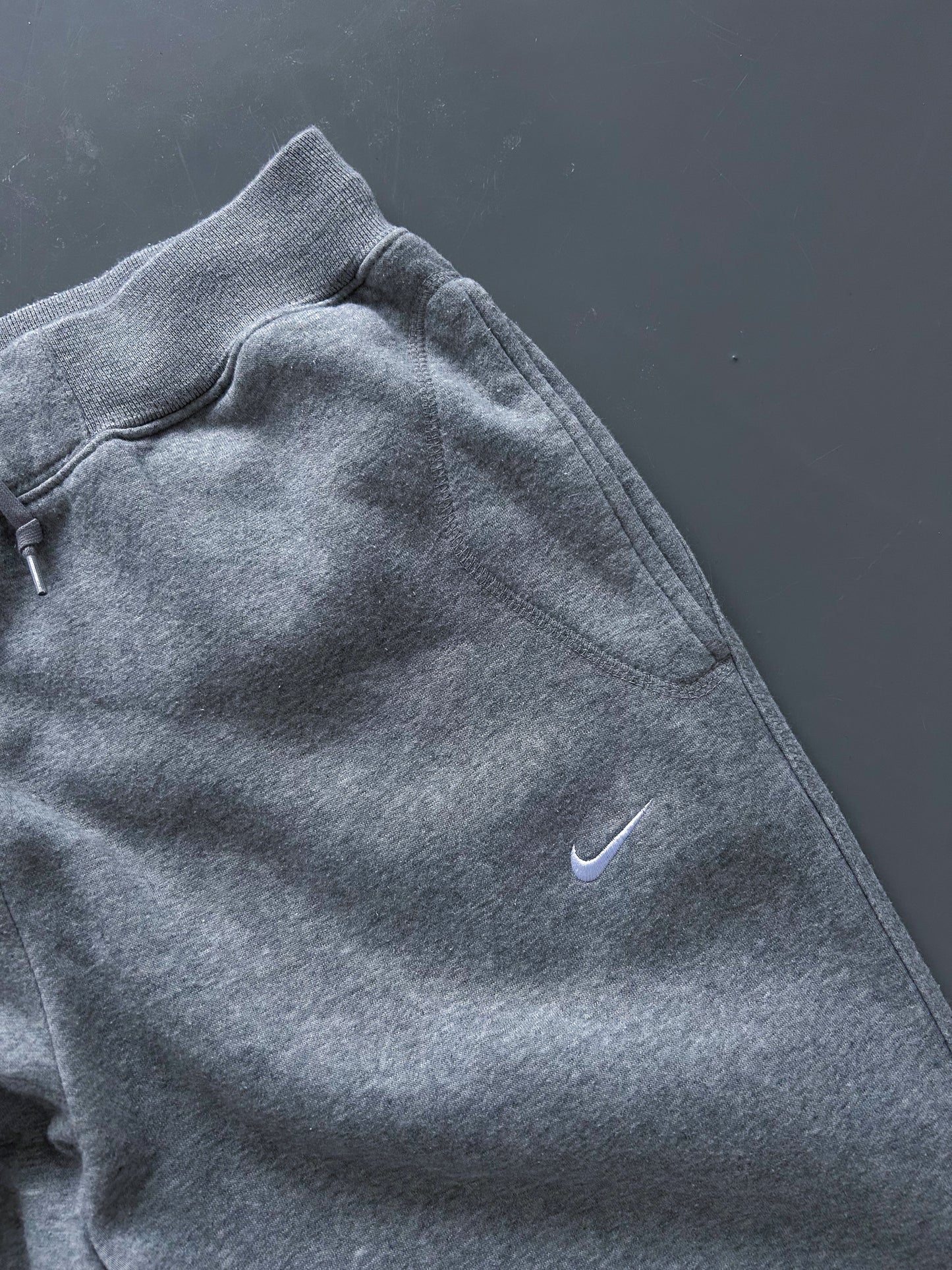 Nike Vintage Sweatpants | L