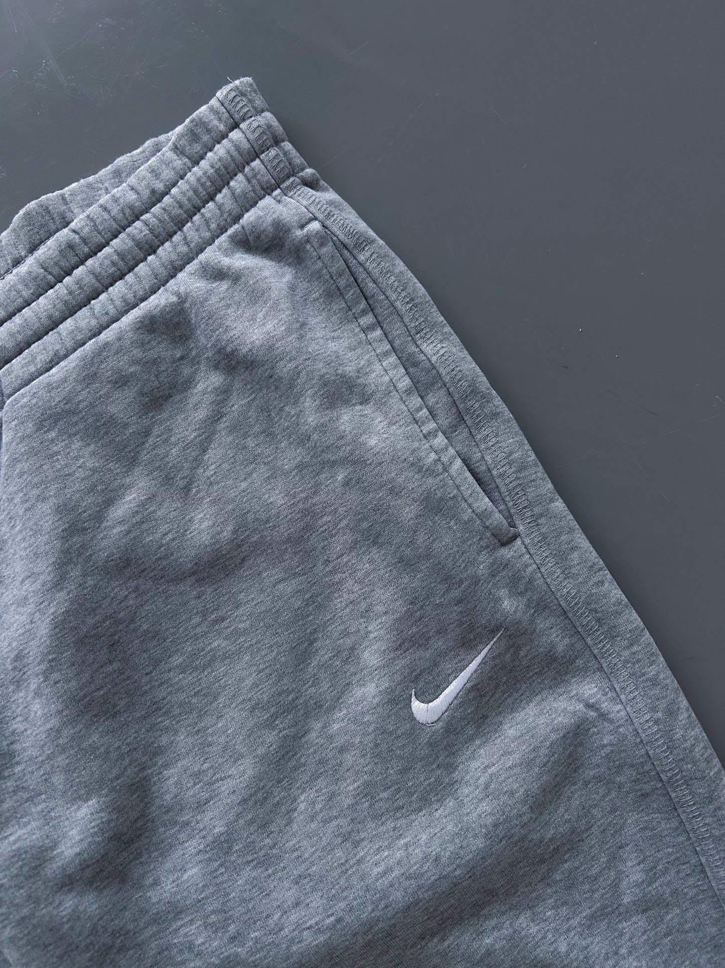 Nike Vintage Sweatpants | M