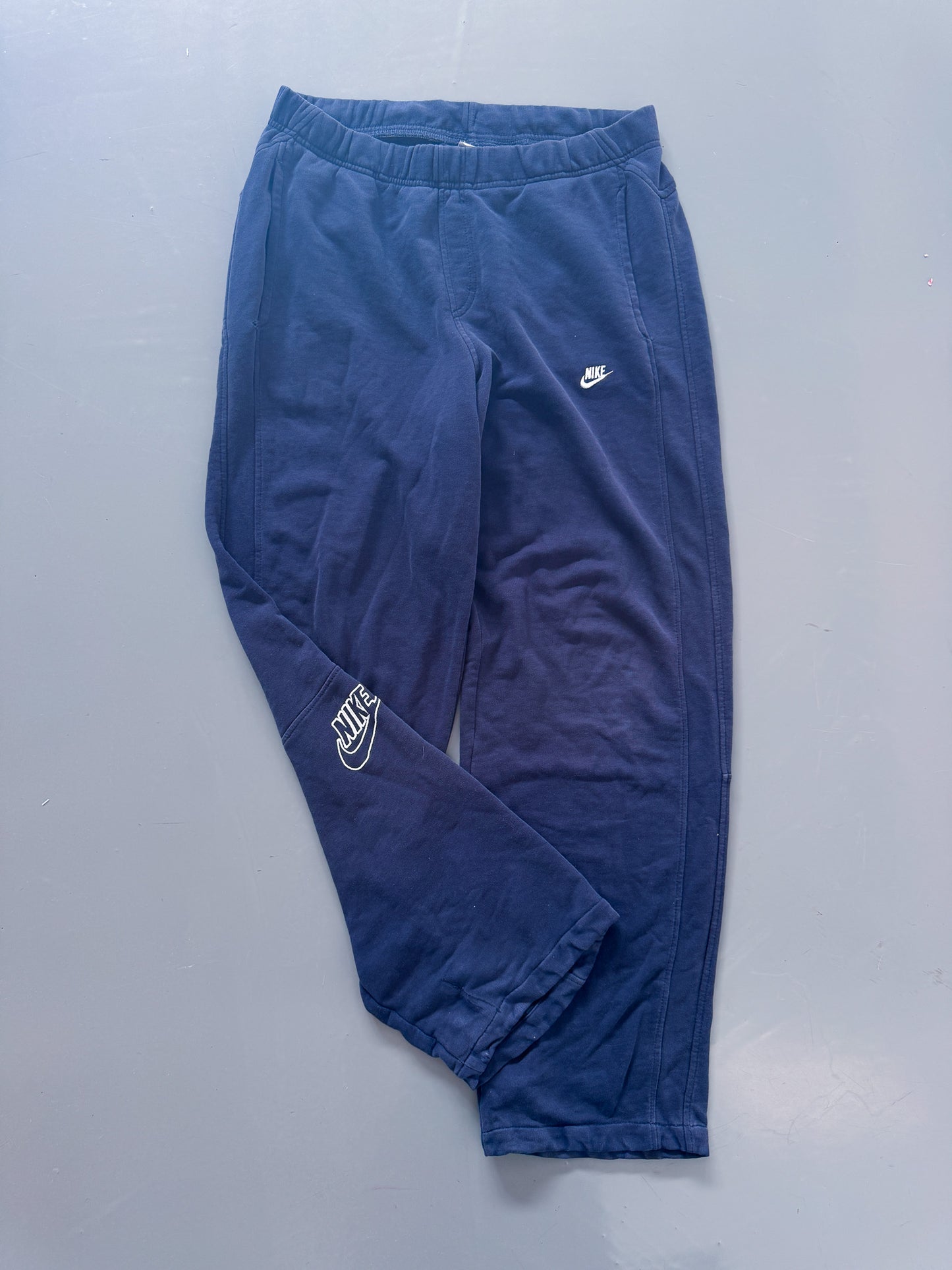 Nike Vintage Trackpants | L