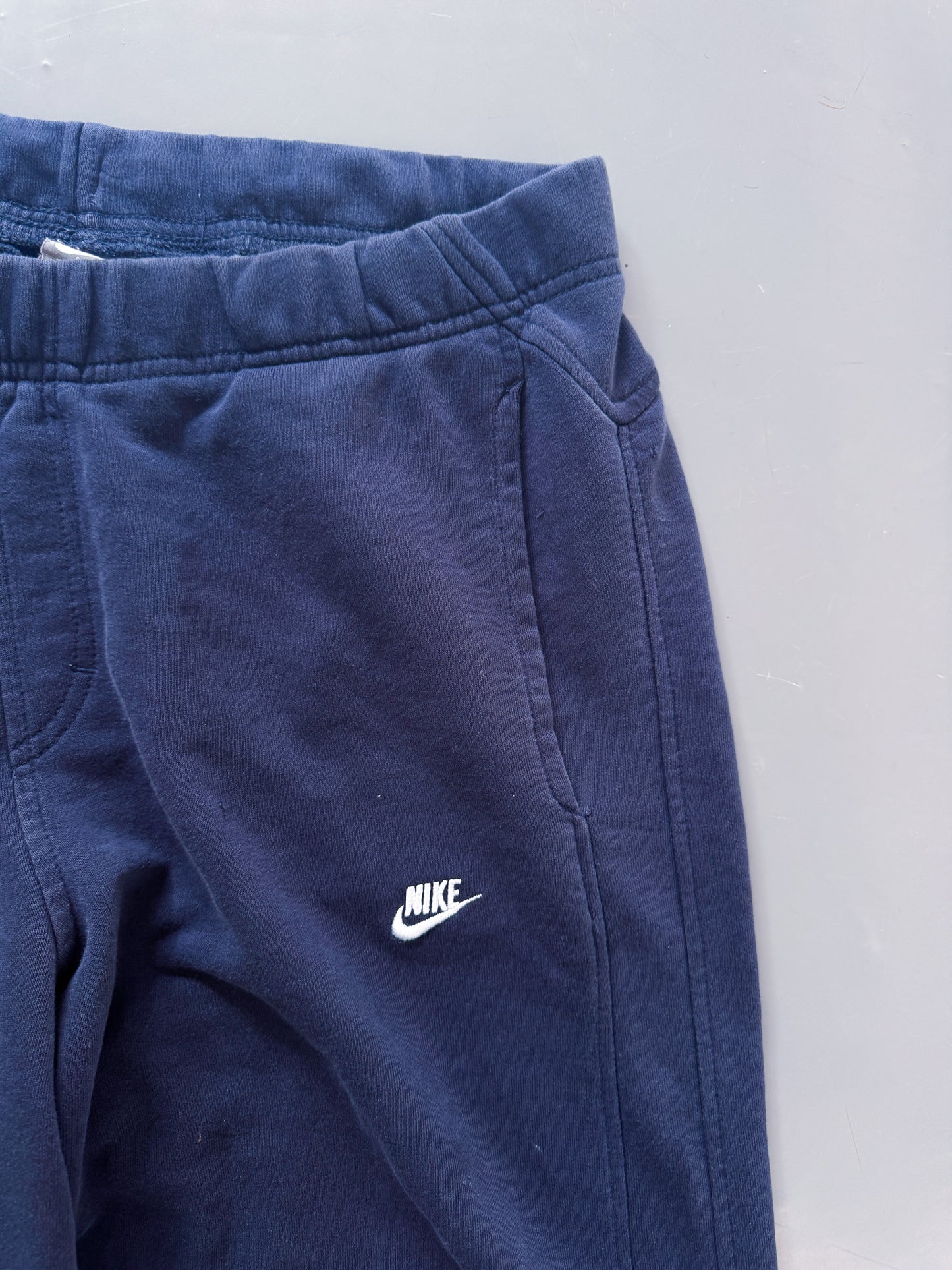 Nike Vintage Trackpants | L