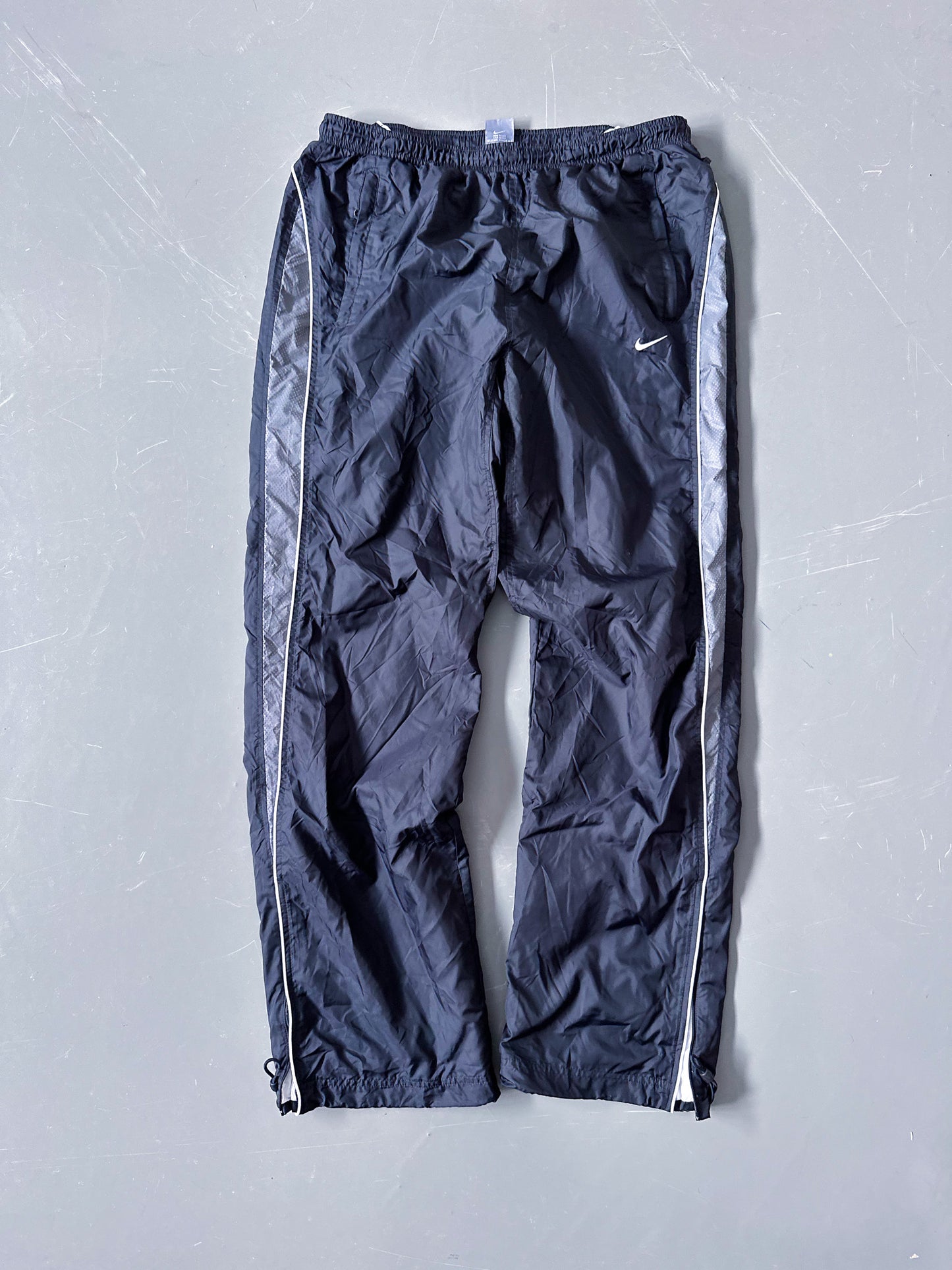 Nike Vintage Trackpants | L
