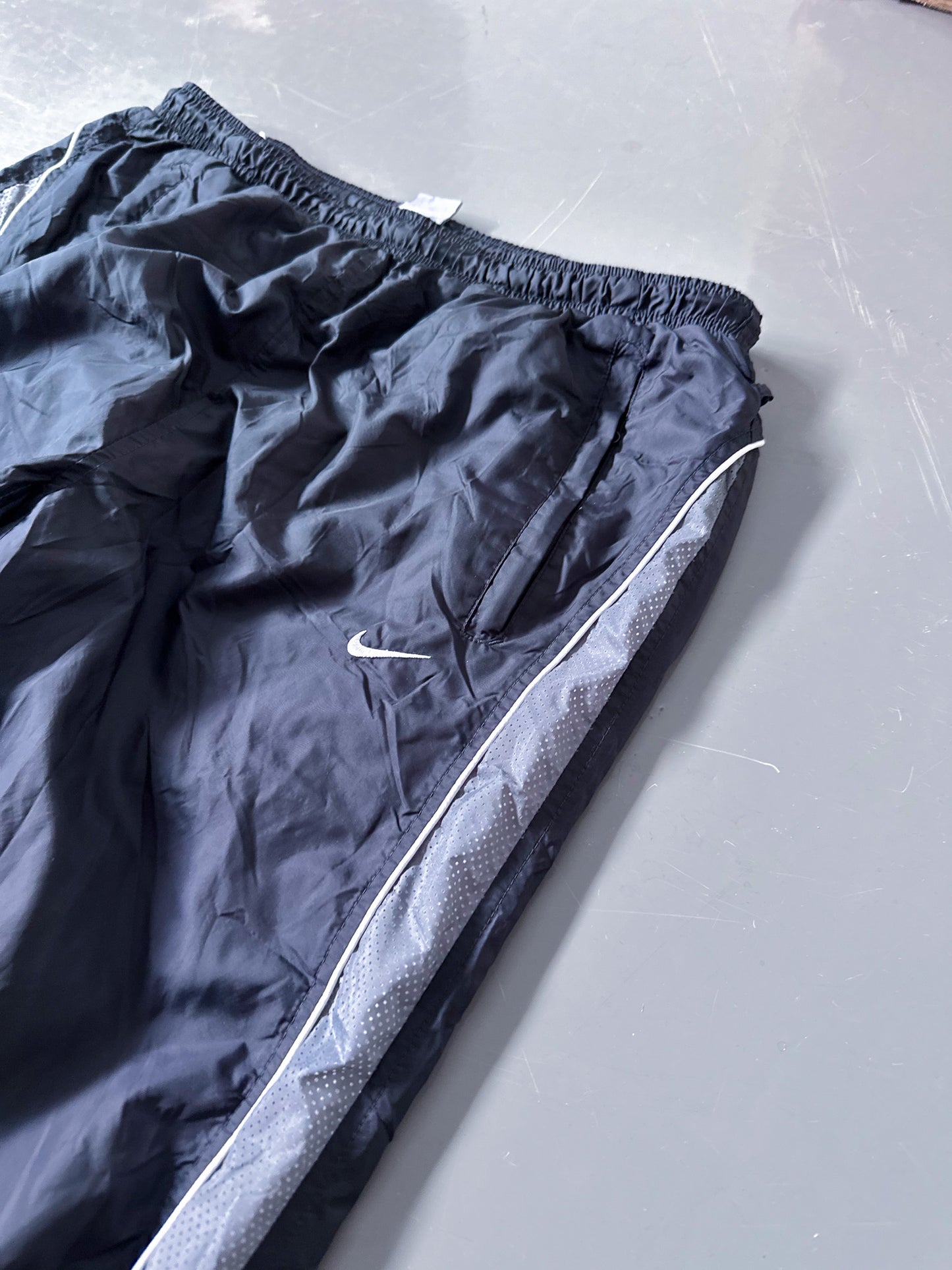 Nike Vintage Trackpants | L