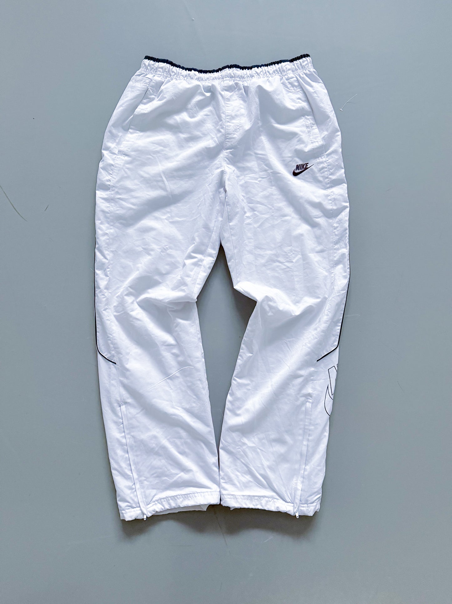 Nike Vintage Trackpants | L