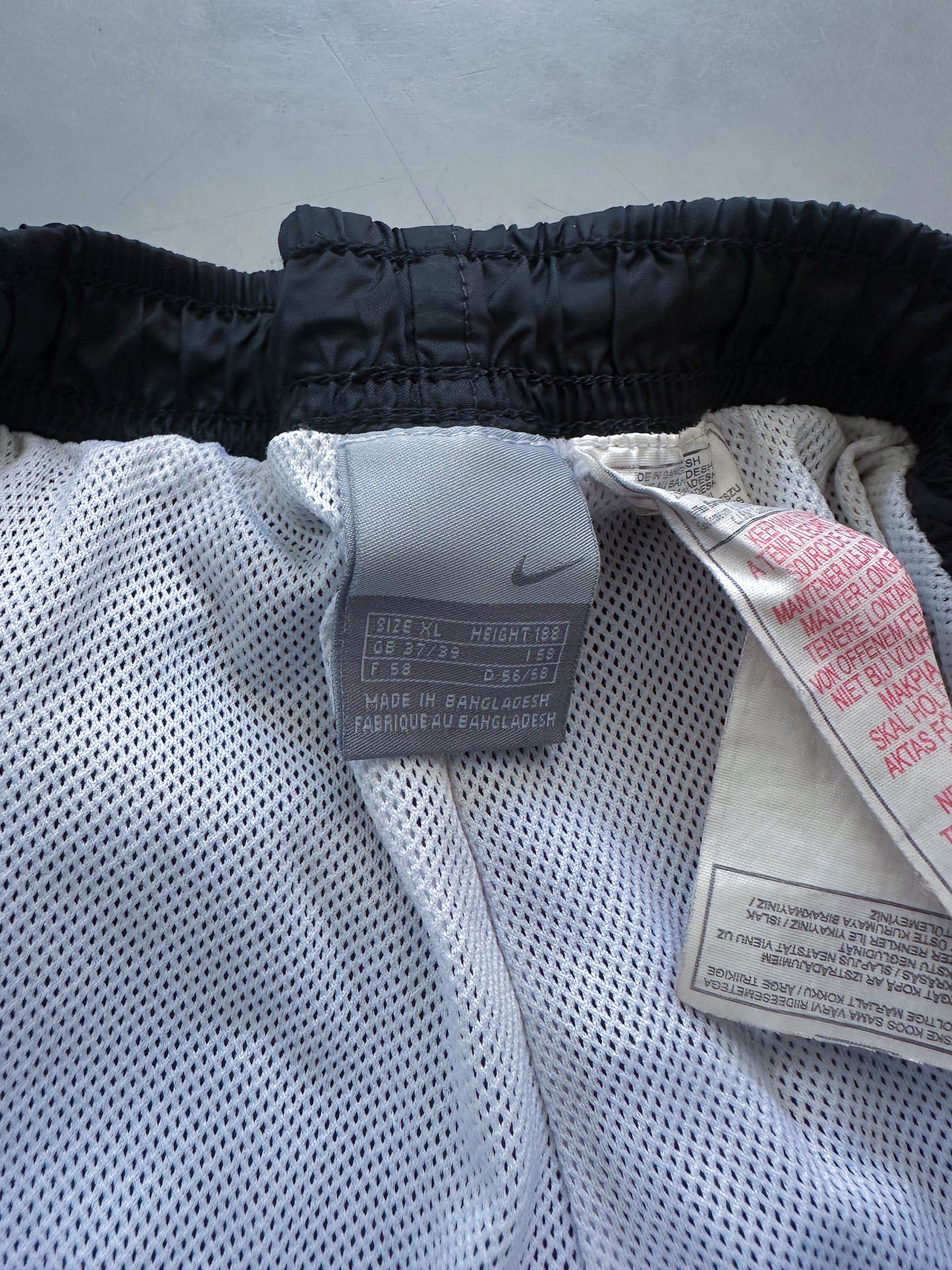 Nike Vintage *PREMIUM* Trackpants | L