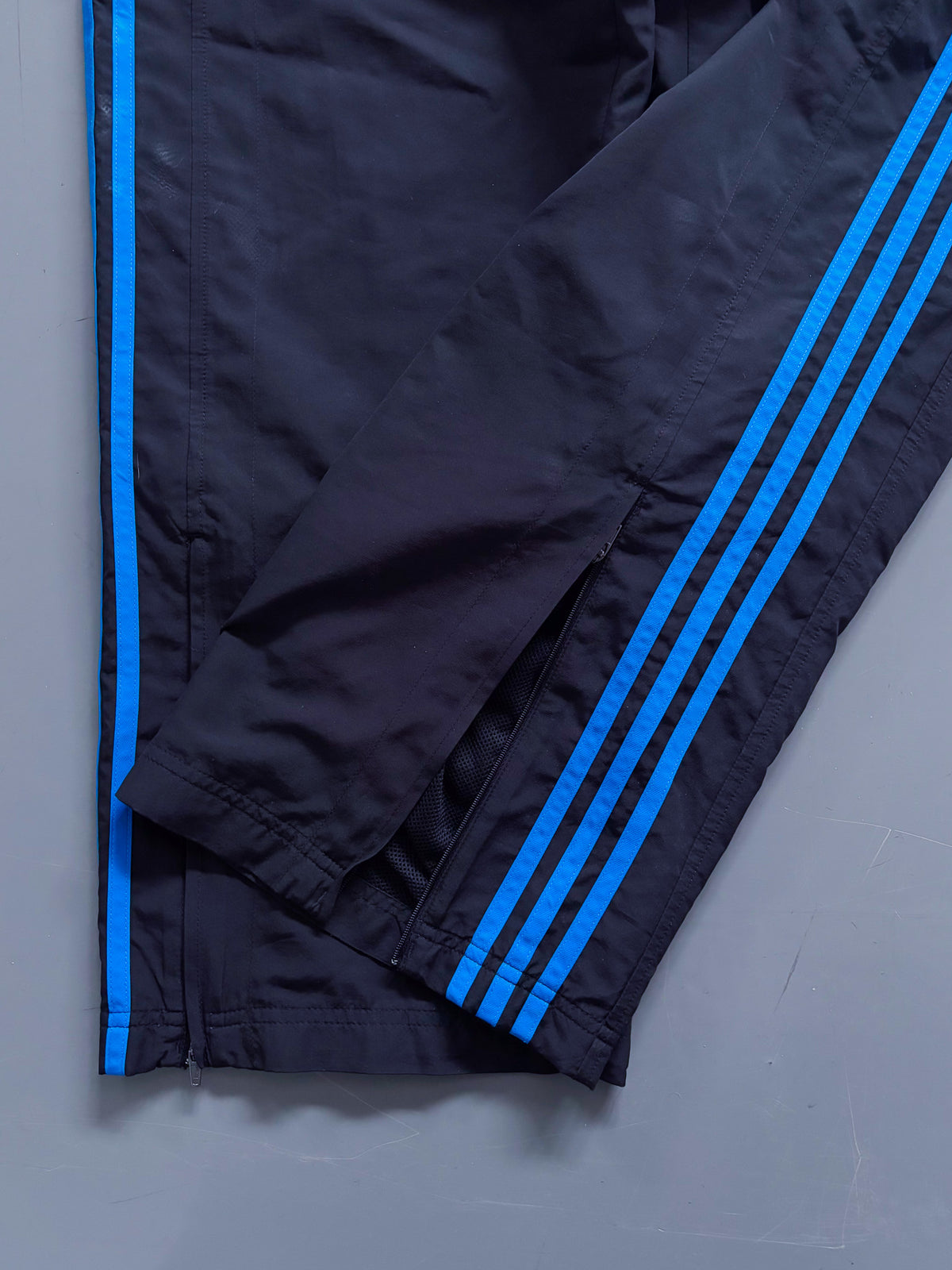 Adidas Vintage Trackpants | L