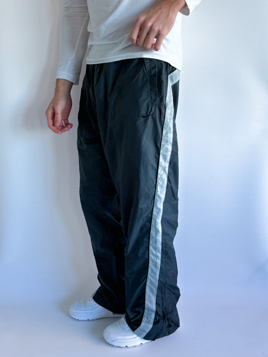 Nike Vintage Trackpants | L