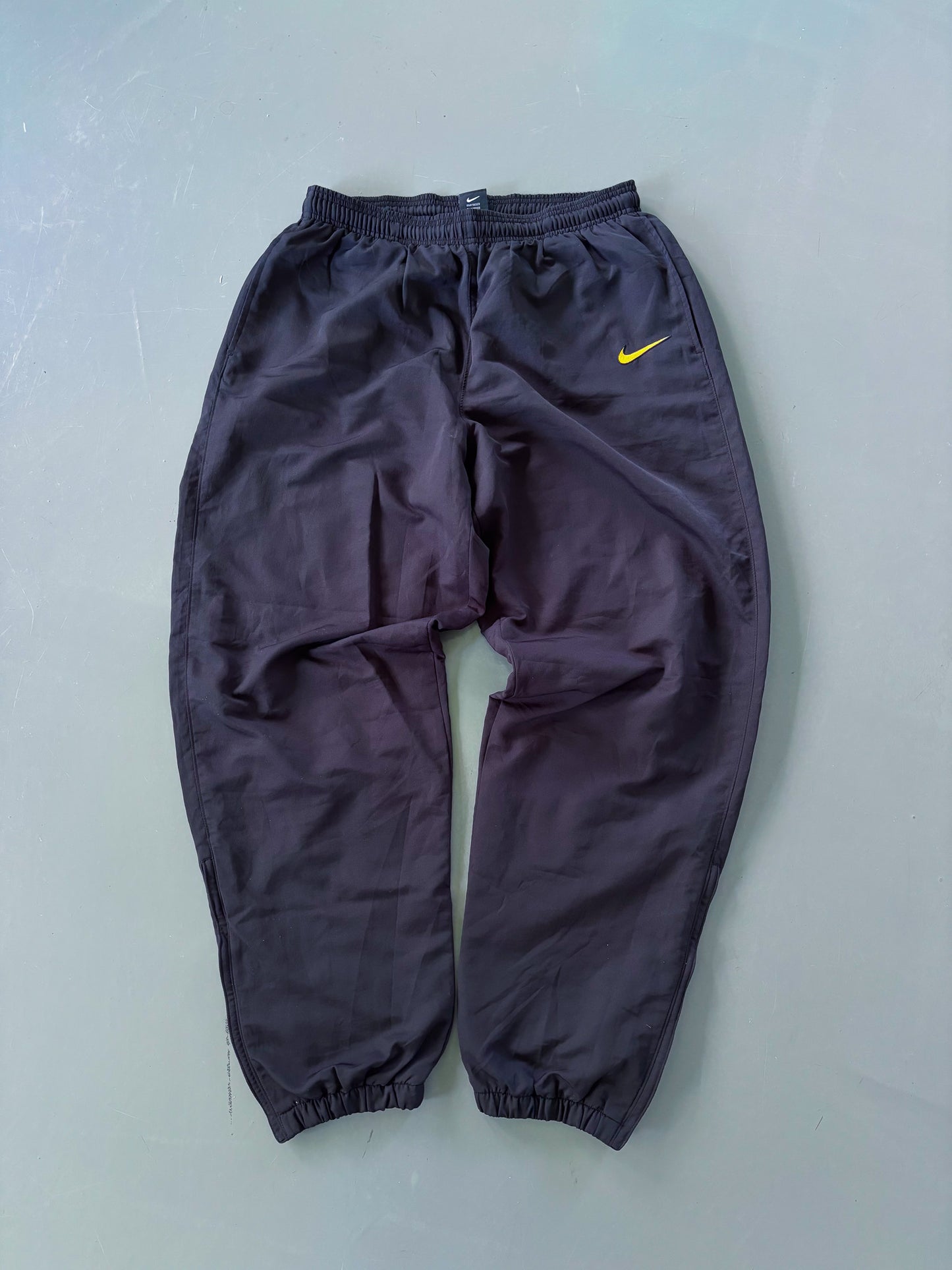 Nike Vintage Trackpants | L
