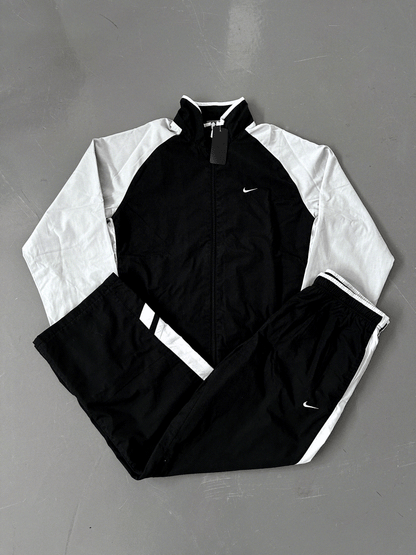 Nike Vintage Tracksuit M