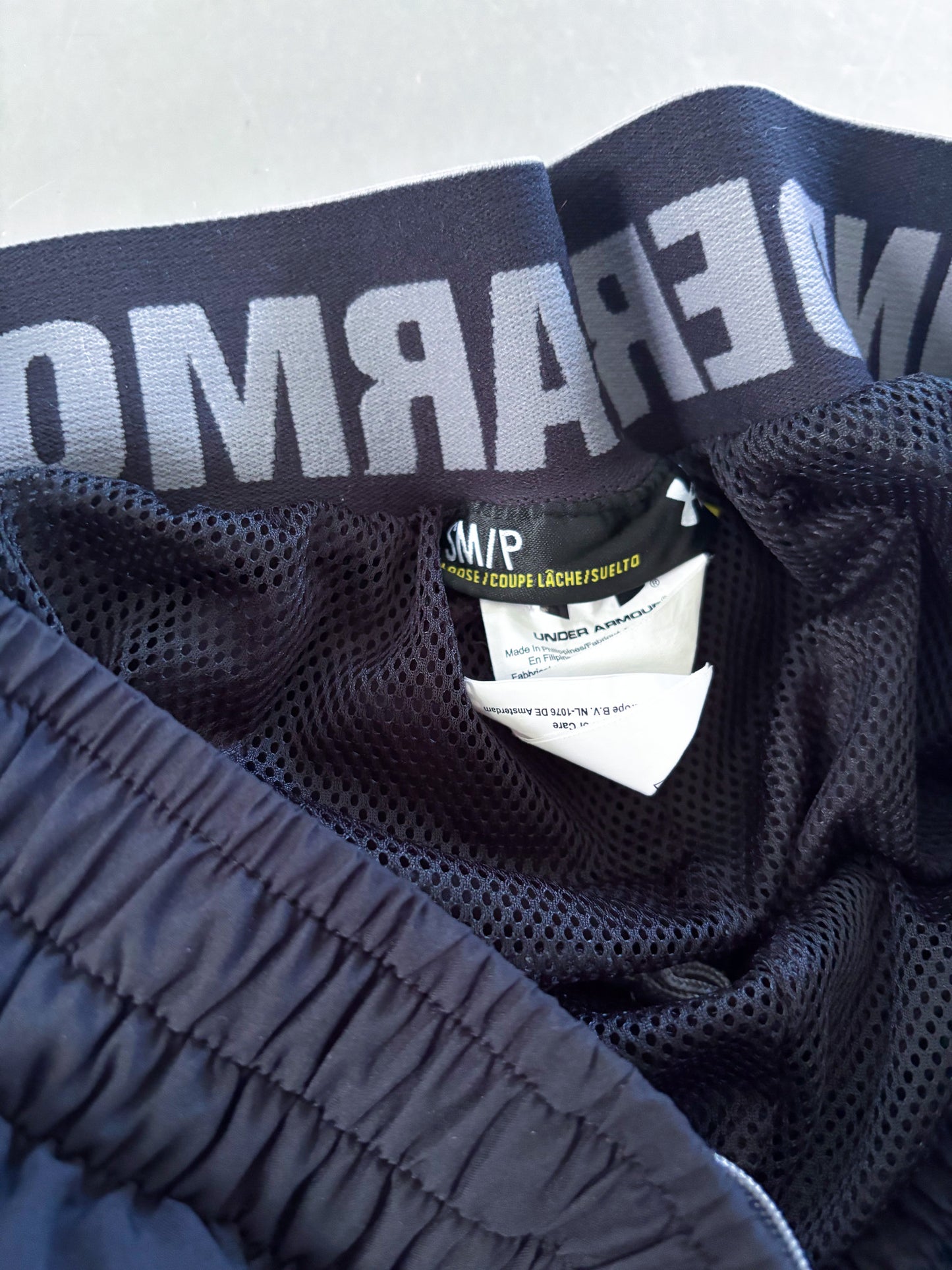 Under Armour Vintage Trackpants | S