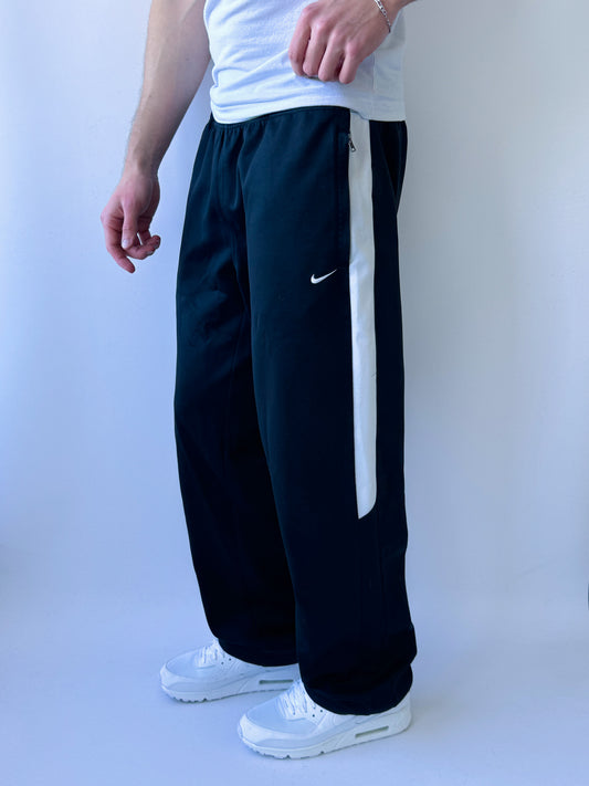 Nike Vintage Trackpants | M