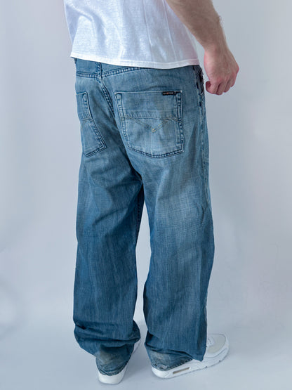 Vintage Y2K Straight-Fit Jeans | L